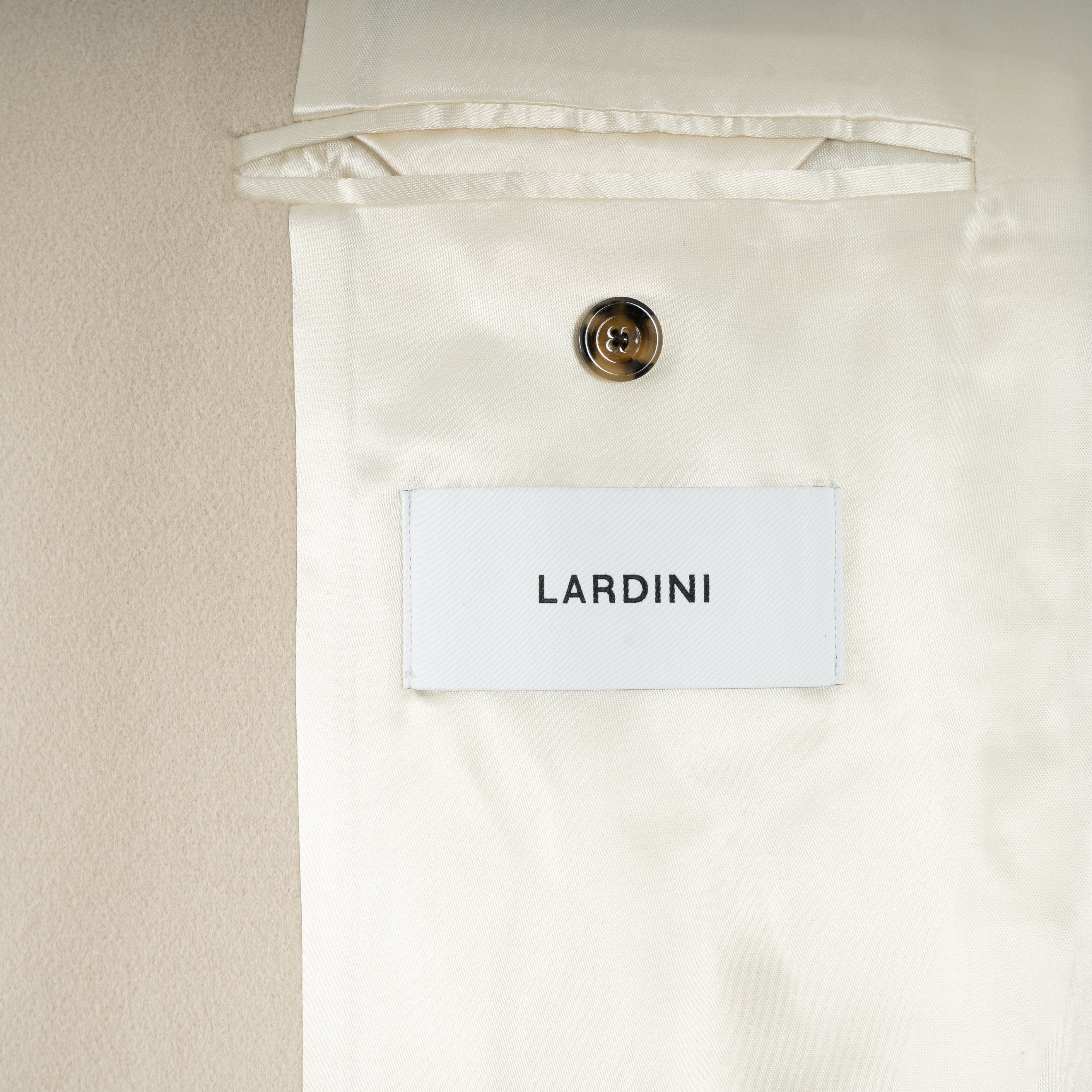 Lardini Mantel Crème