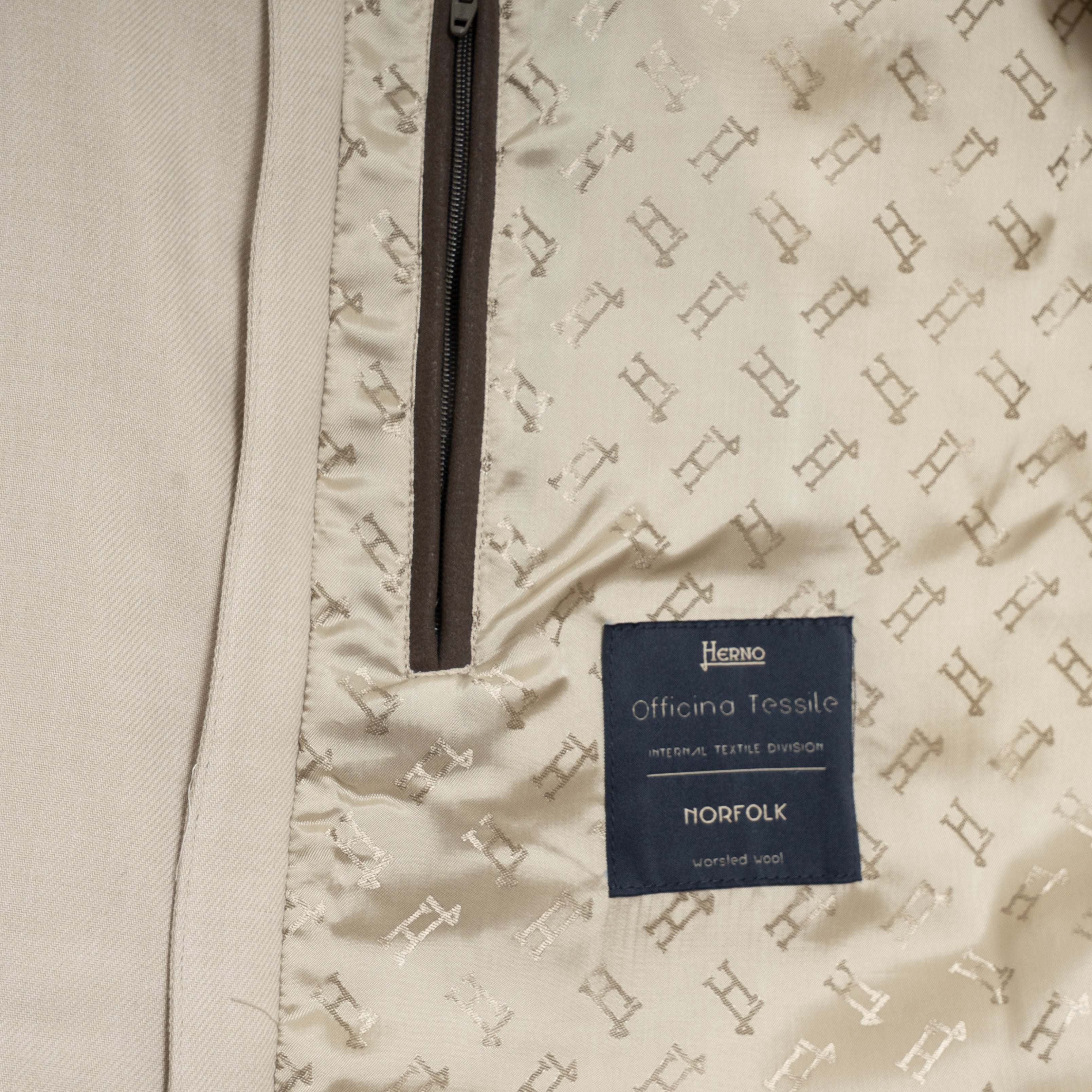 Herno Donsjas Beige | Norfolk Worsted Wool
