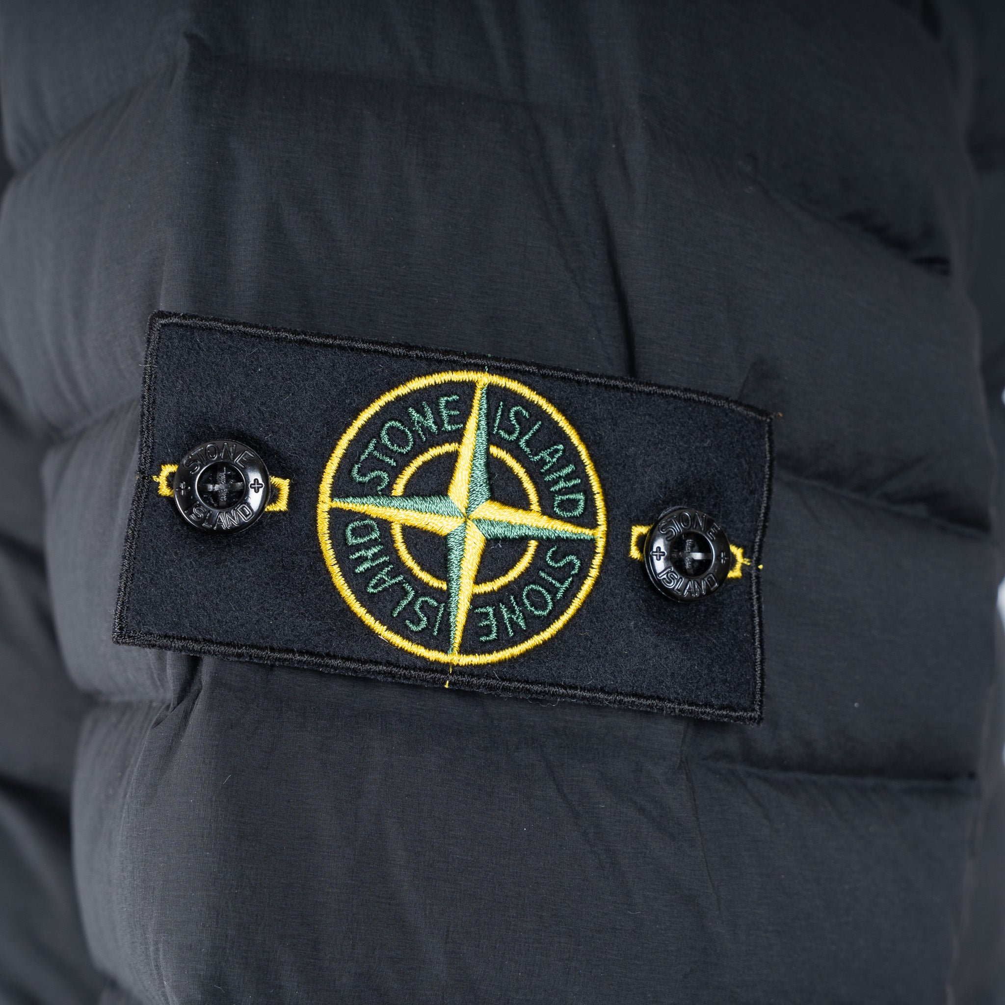Stone Island Donsjas Zwart | Tunnel Nylon Down