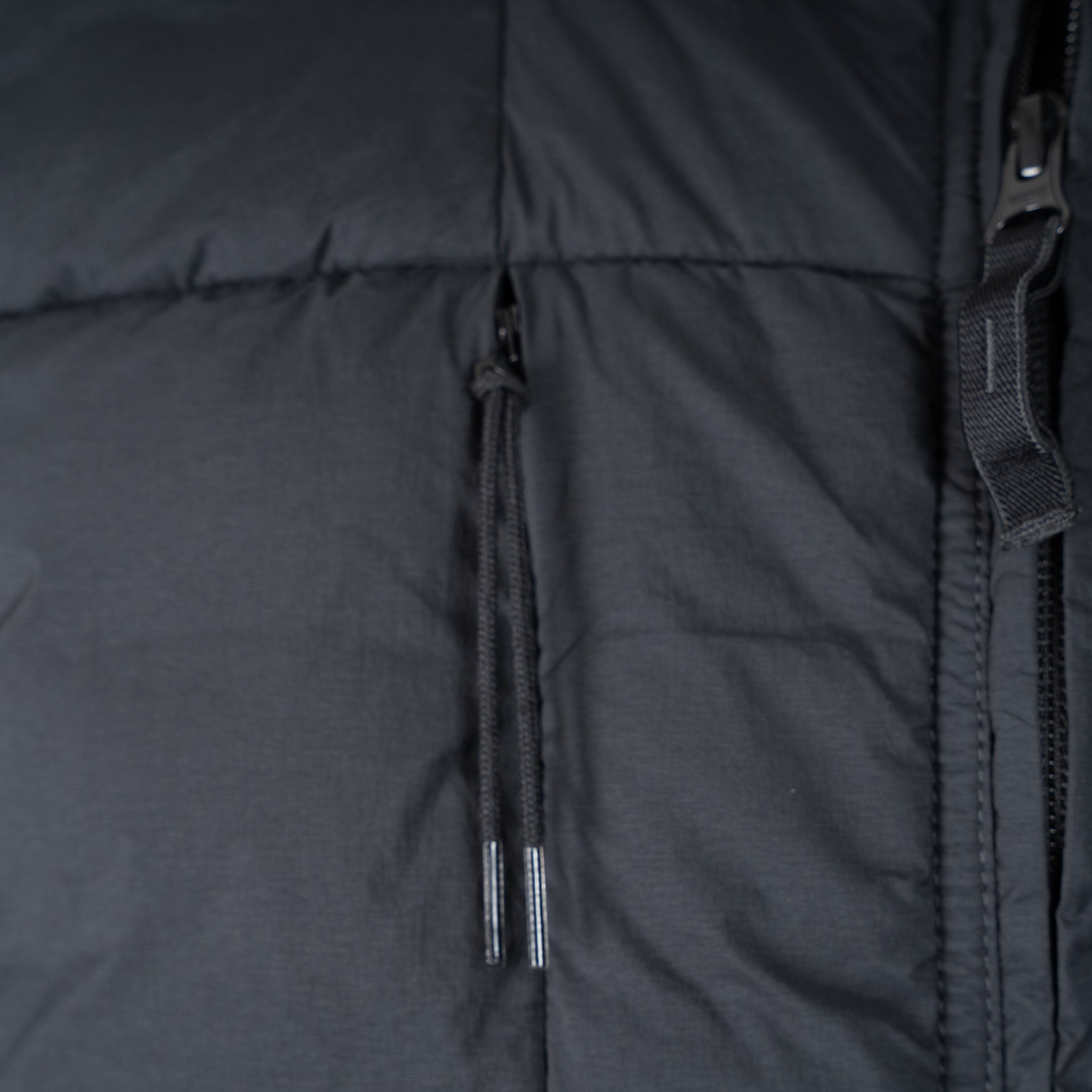 Stone Island Donsjas Zwart | Tunnel Nylon Down
