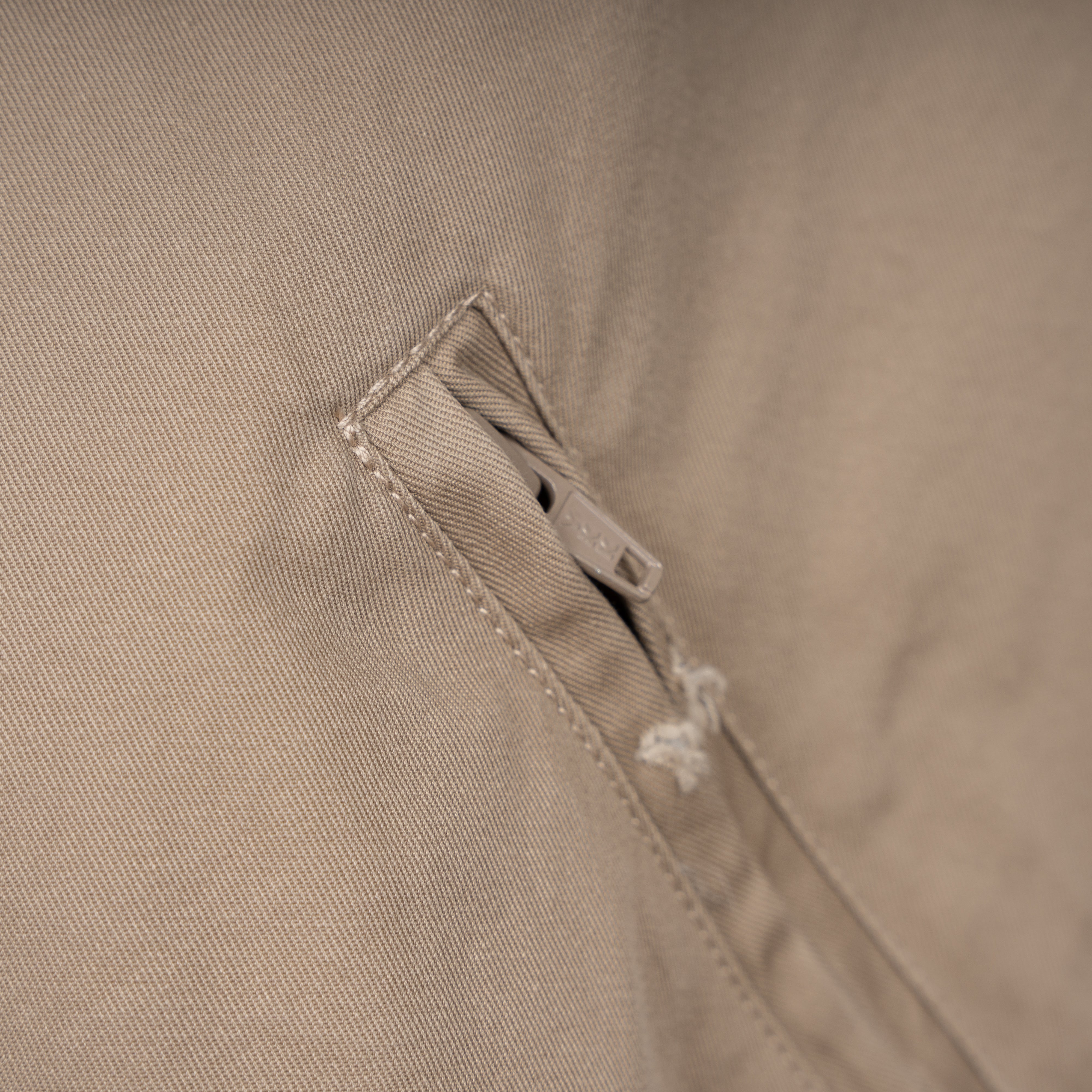 Bram's Fruit Jack Zand | Script Logo Distressed