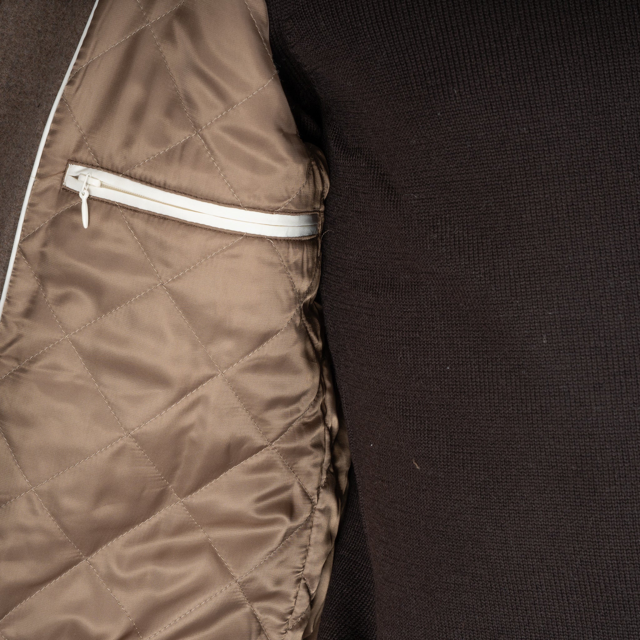 SEVEN DIALS Bomberjack Bruin | John