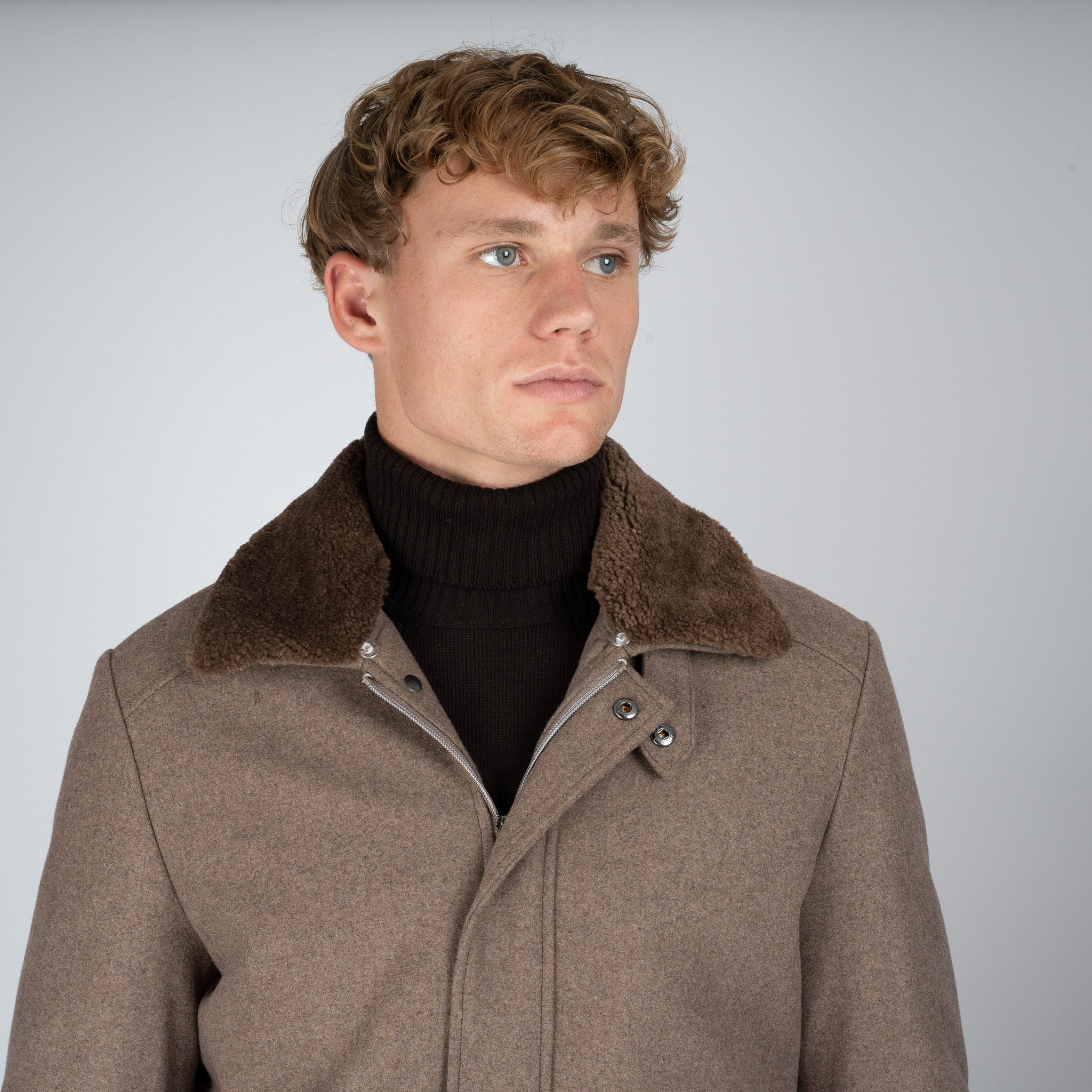 SEVEN DIALS Bomberjack Bruin | John