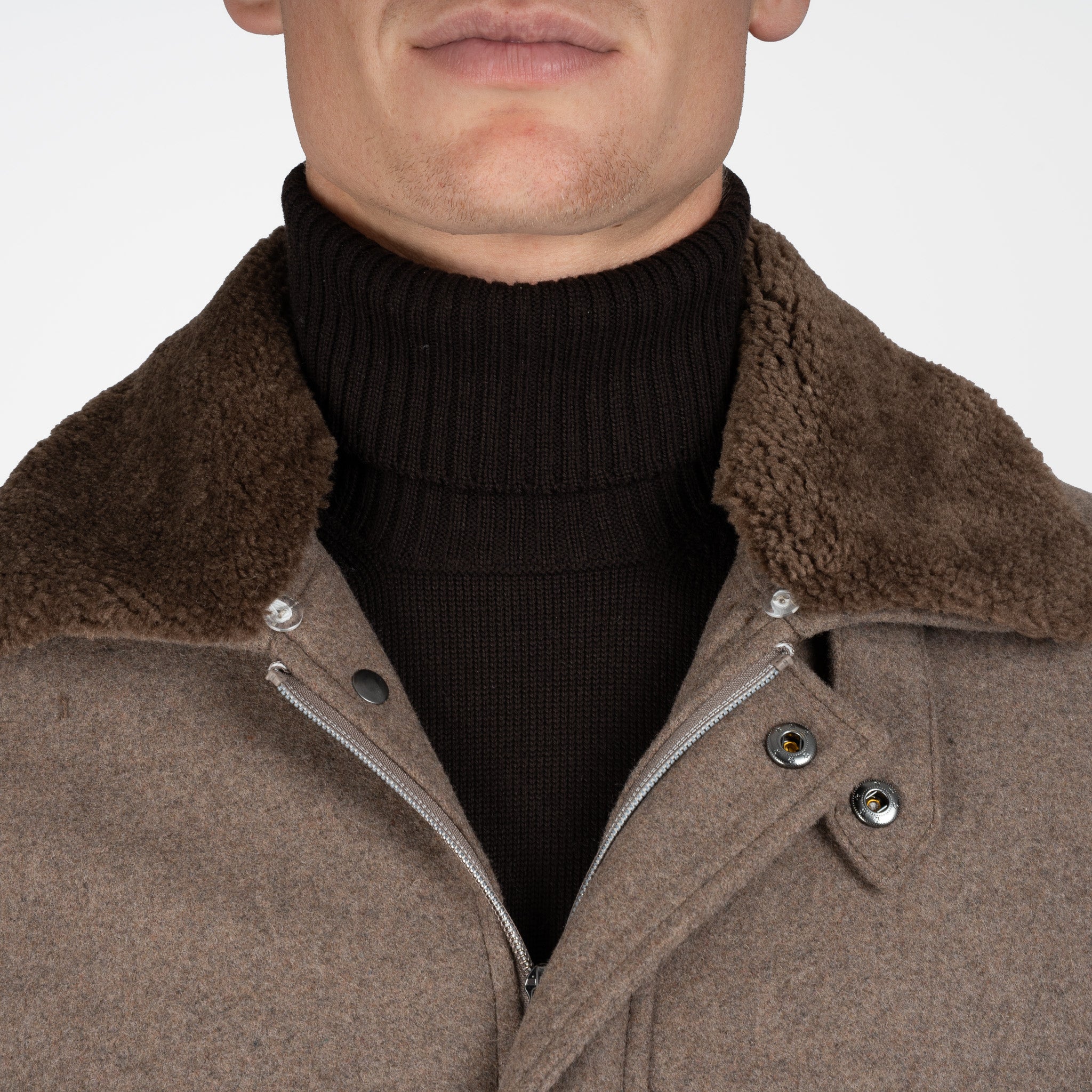 SEVEN DIALS Bomberjack Bruin | John