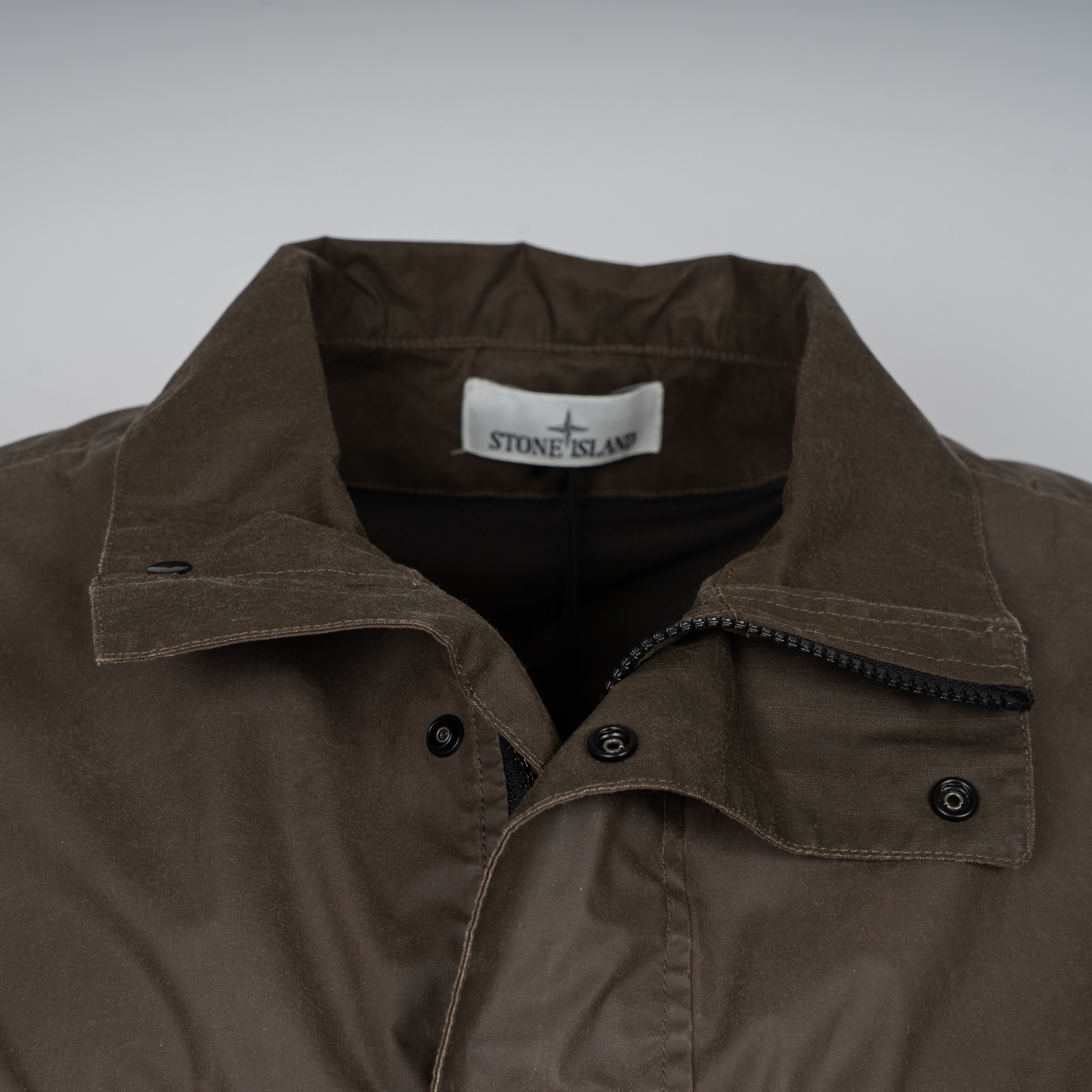Stone Island Field Jacket Bruin | Pigment Cotton Tela