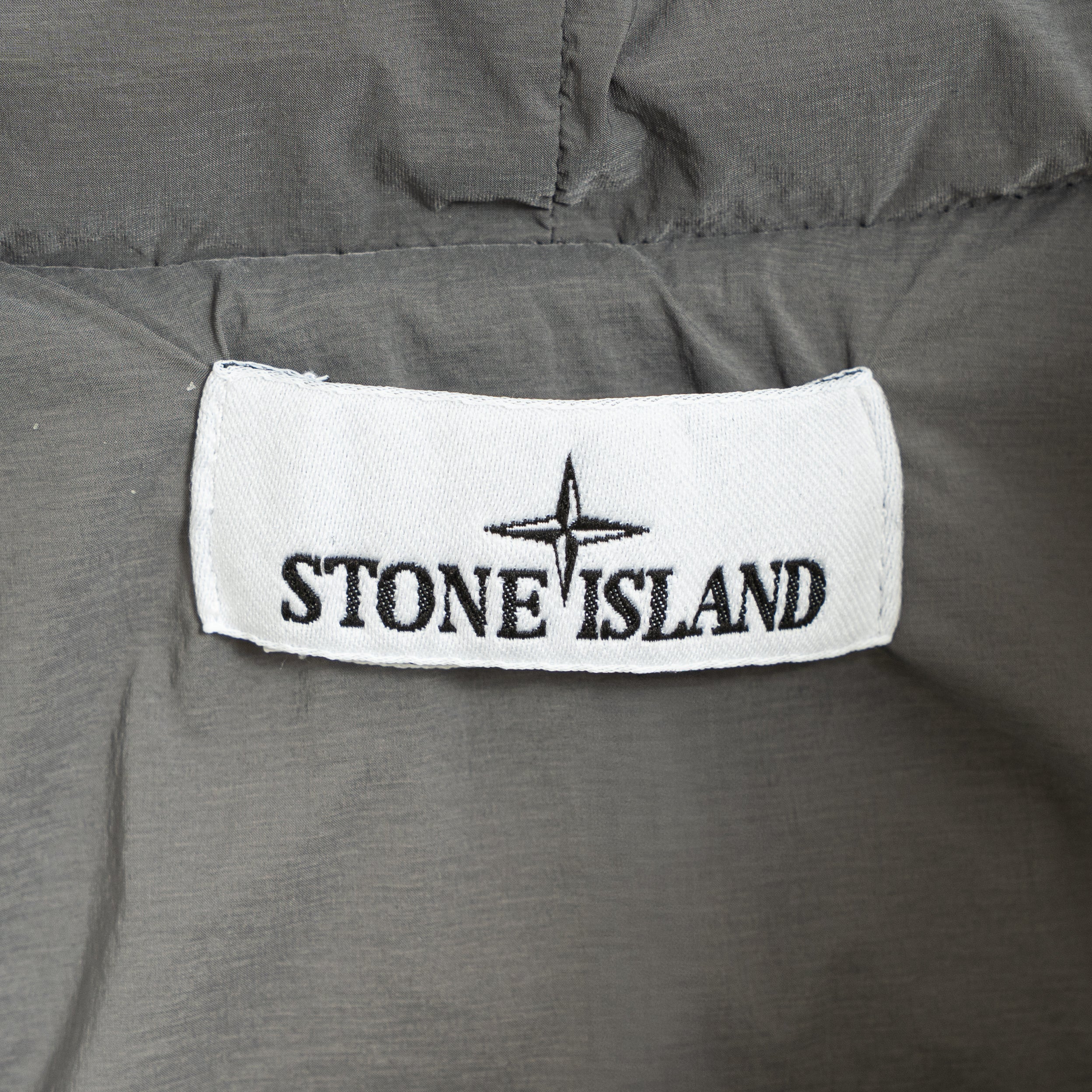 Stone Island Bodywarmer Grijs | Seamless Tunnel Nylon Down