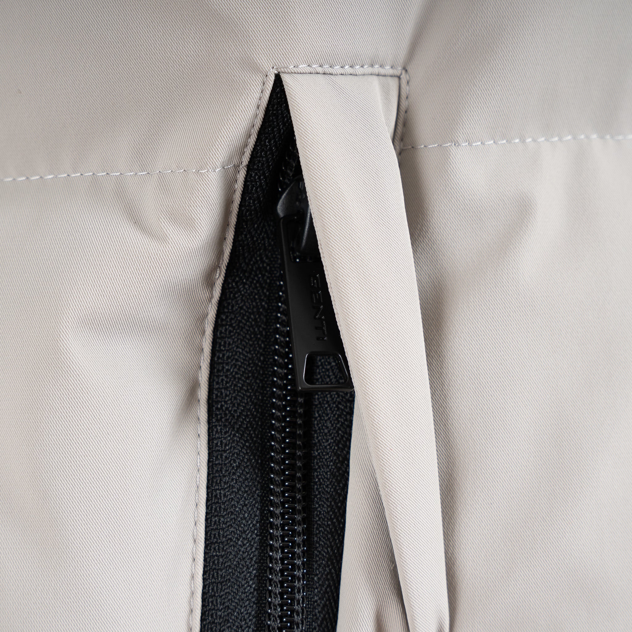 Genti Bodywarmer Beige | Water Repellent