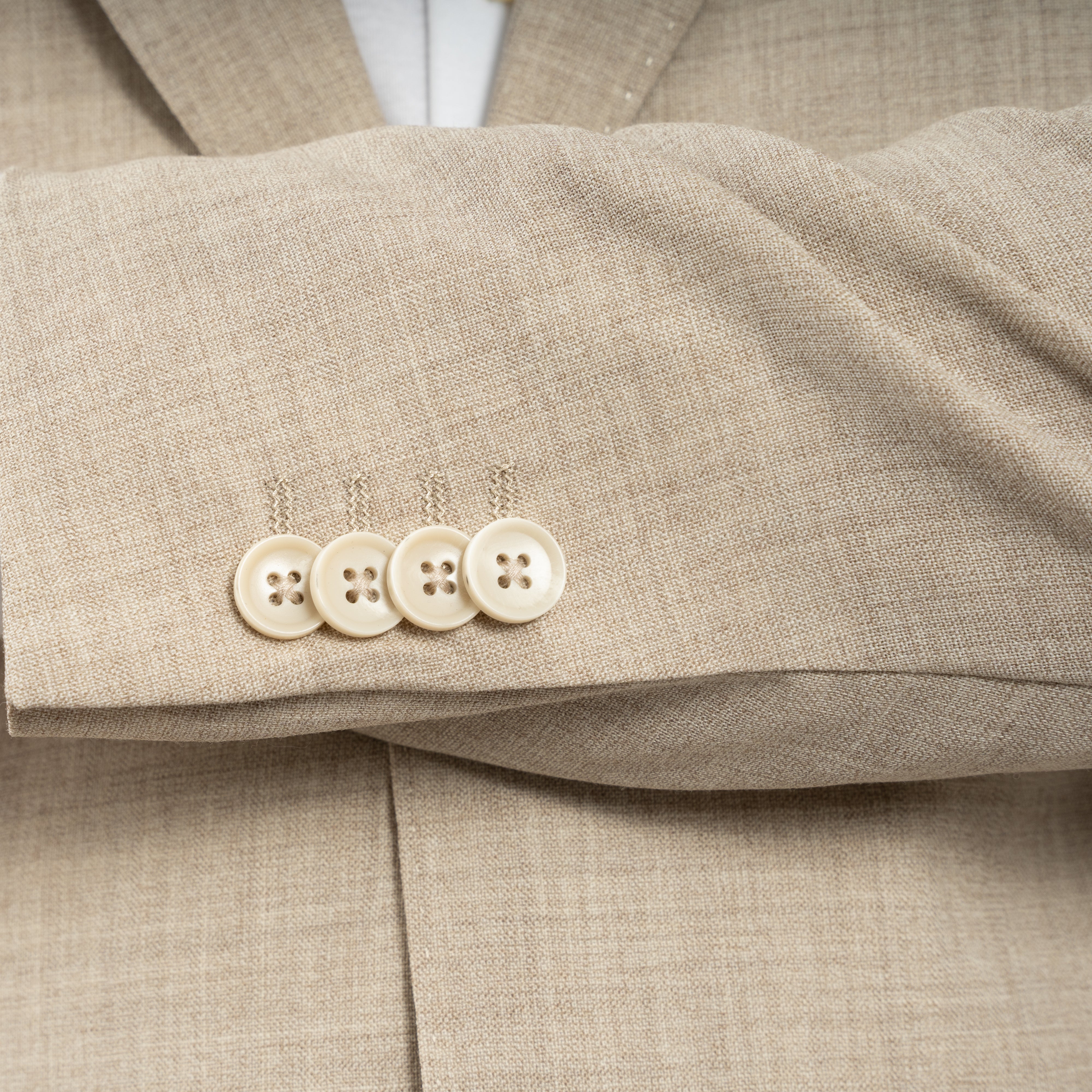 SEVEN DIALS Pak Beige | Johnny