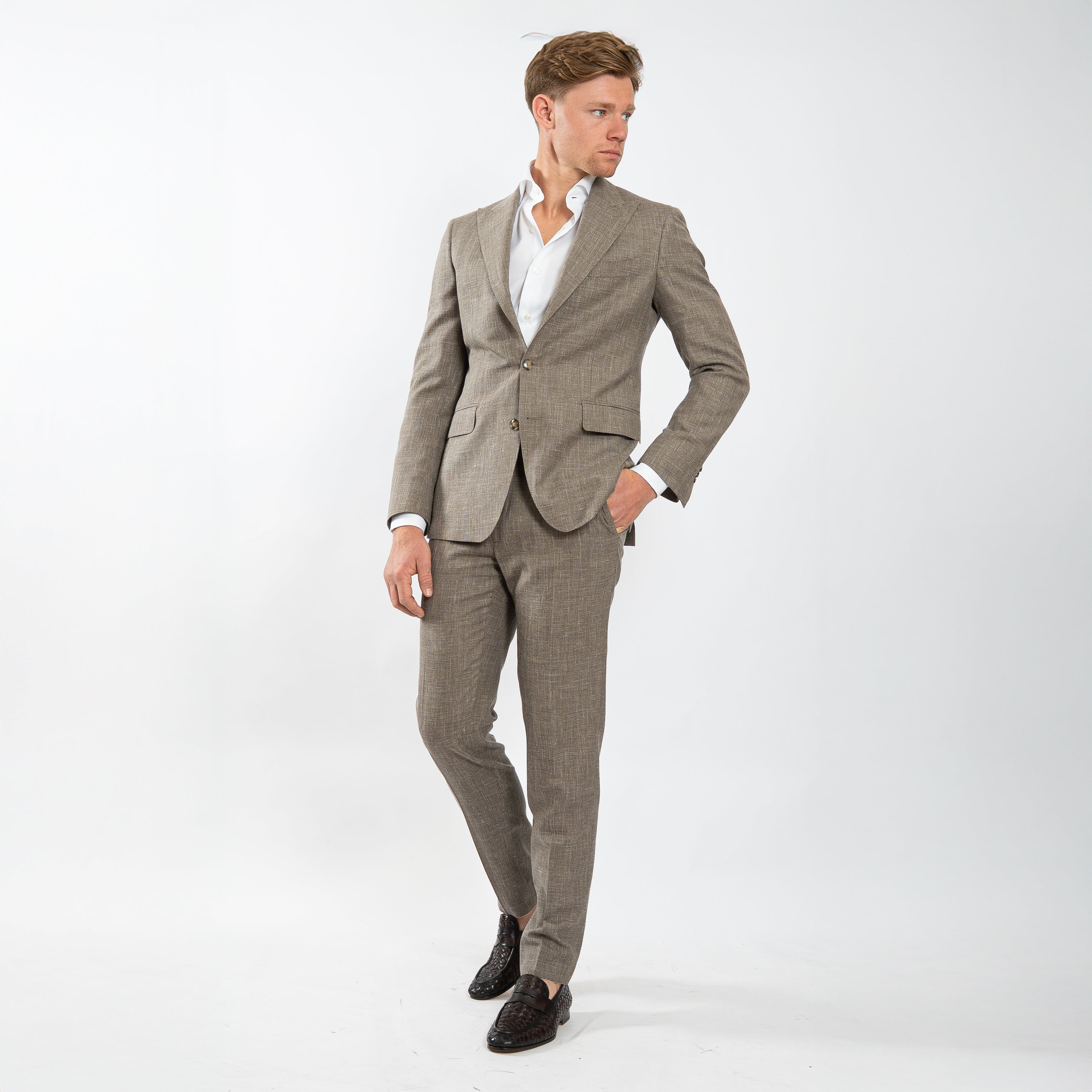Munro Pak Beige | Loro Piana Summertime