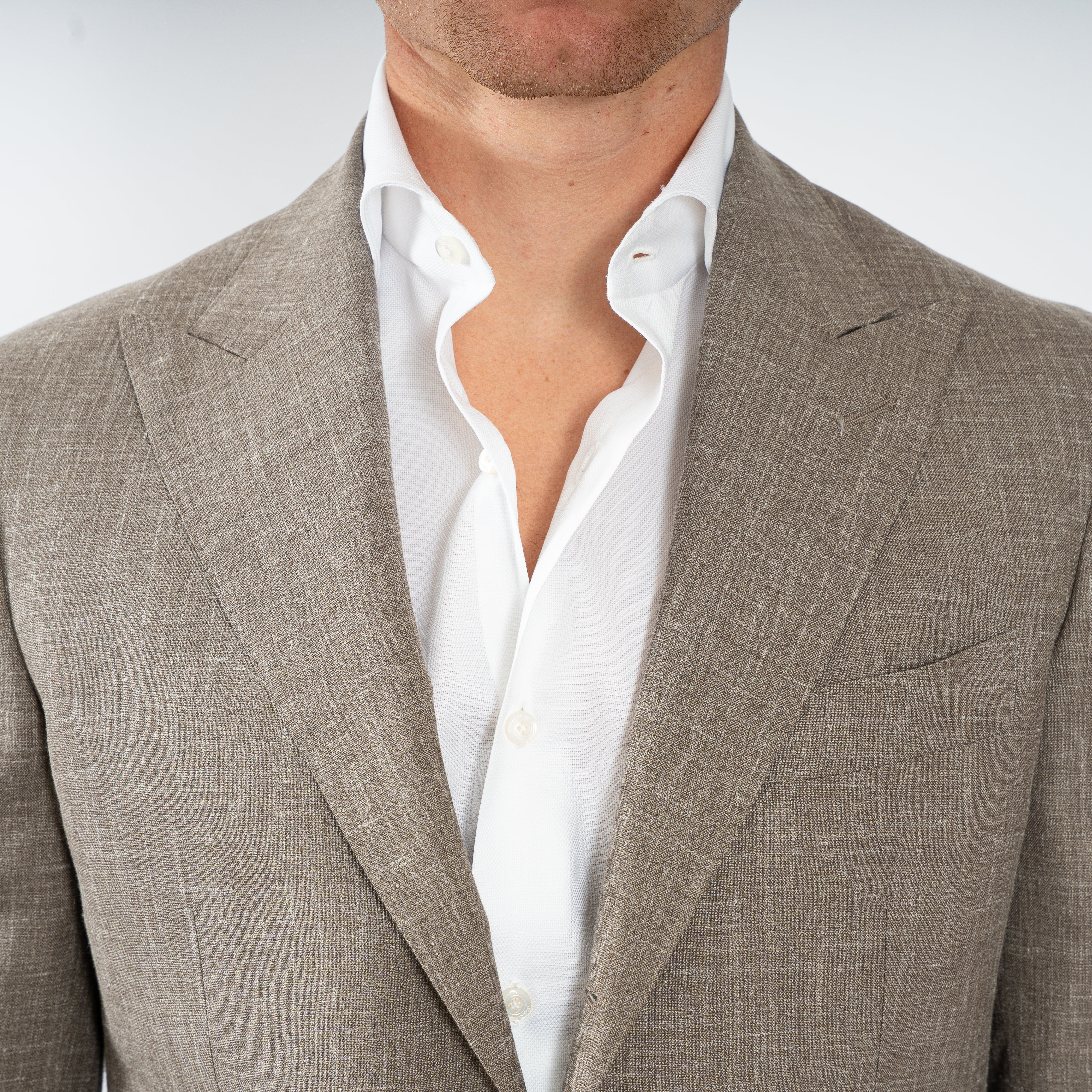 Munro Pak Beige | Loro Piana Summertime