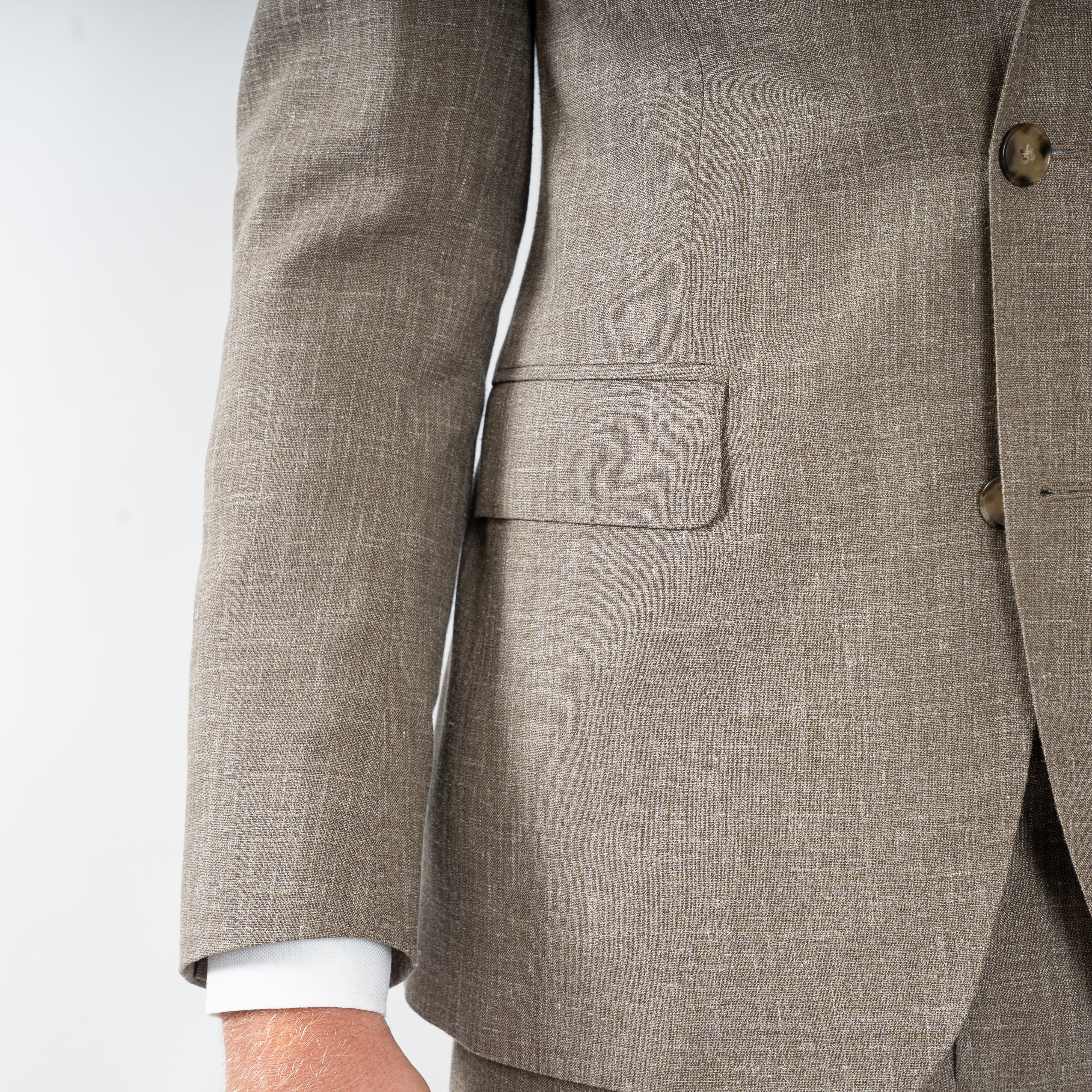 Munro Pak Beige | Loro Piana Summertime