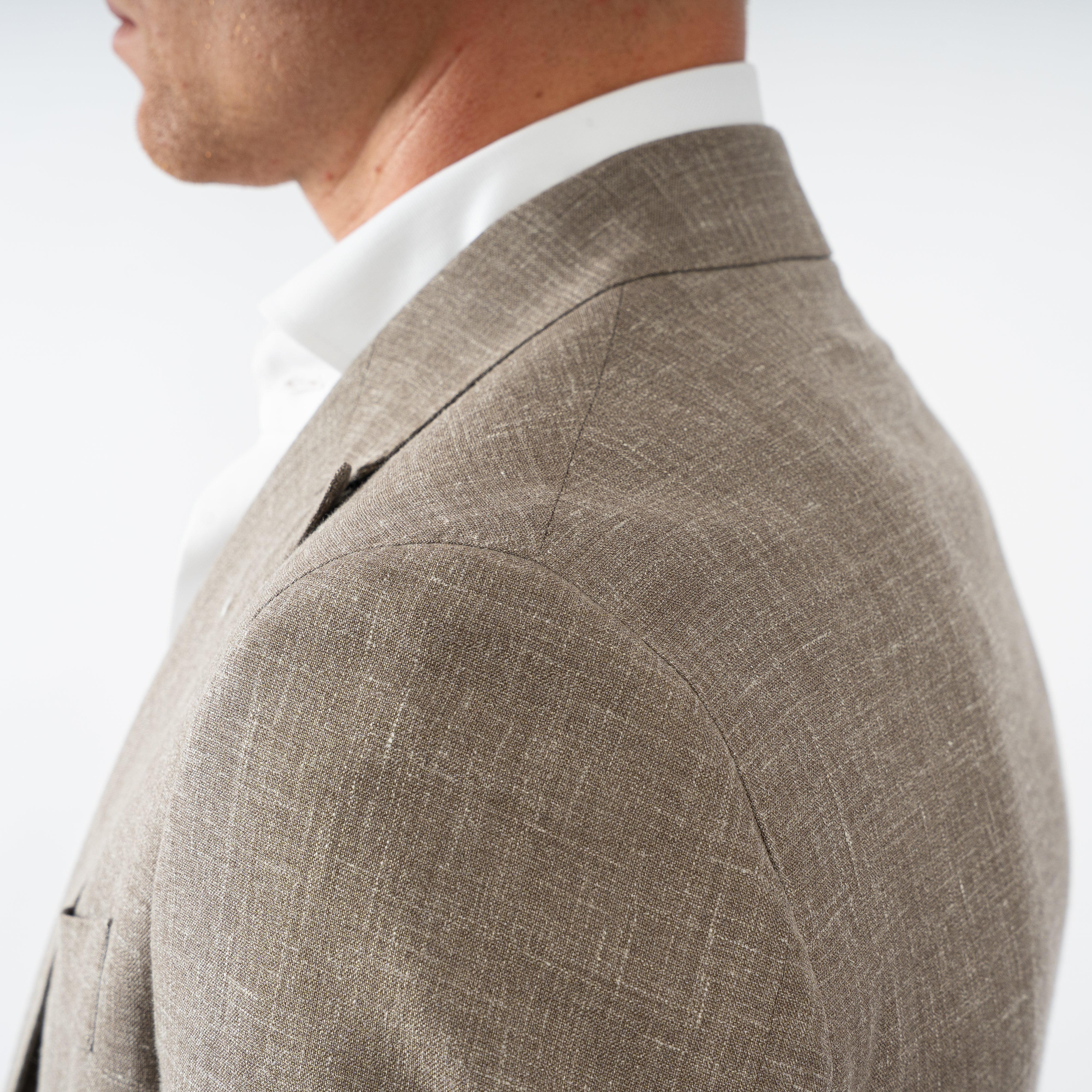 Munro Pak Beige | Loro Piana Summertime