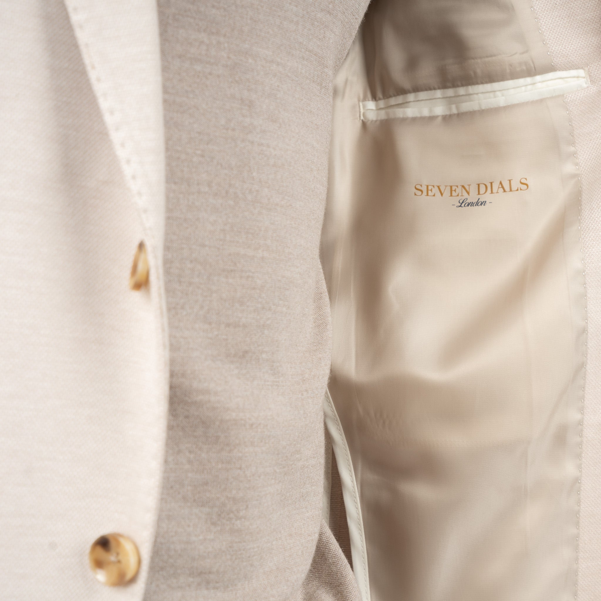 SEVEN DIALS Colbert Beige | Blakely