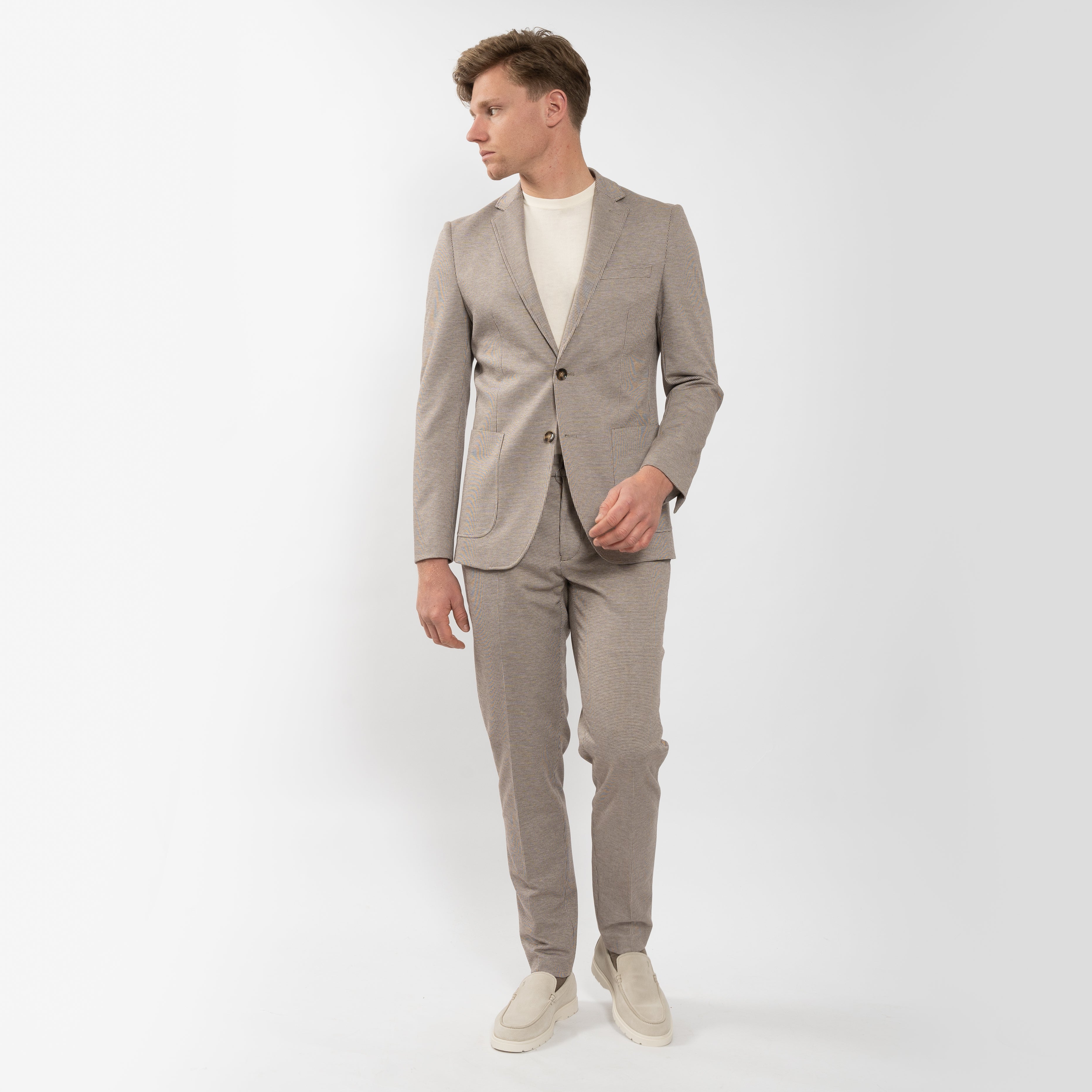 SEVEN DIALS Colbert Bruin | Brandley