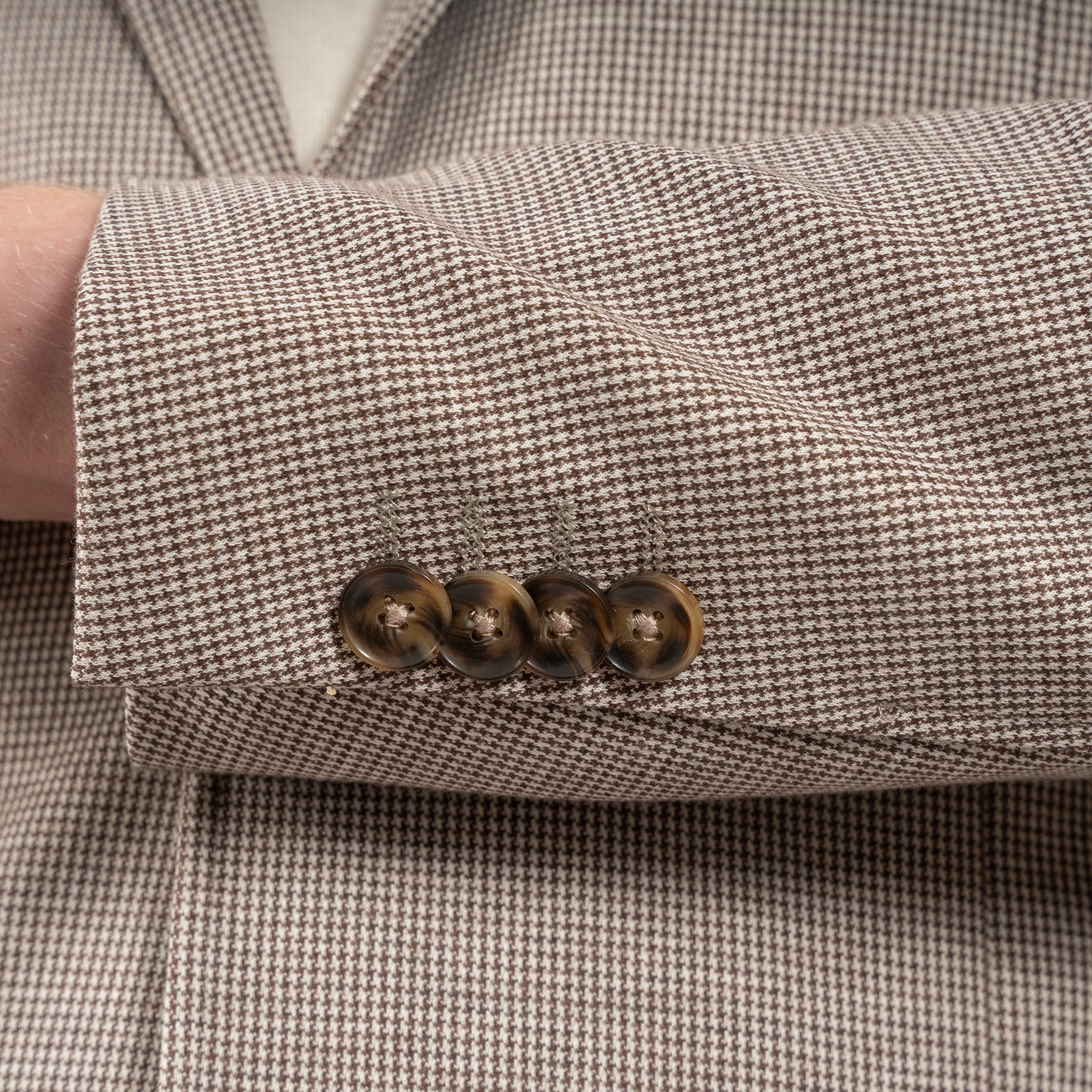 SEVEN DIALS Colbert Bruin | Brandley