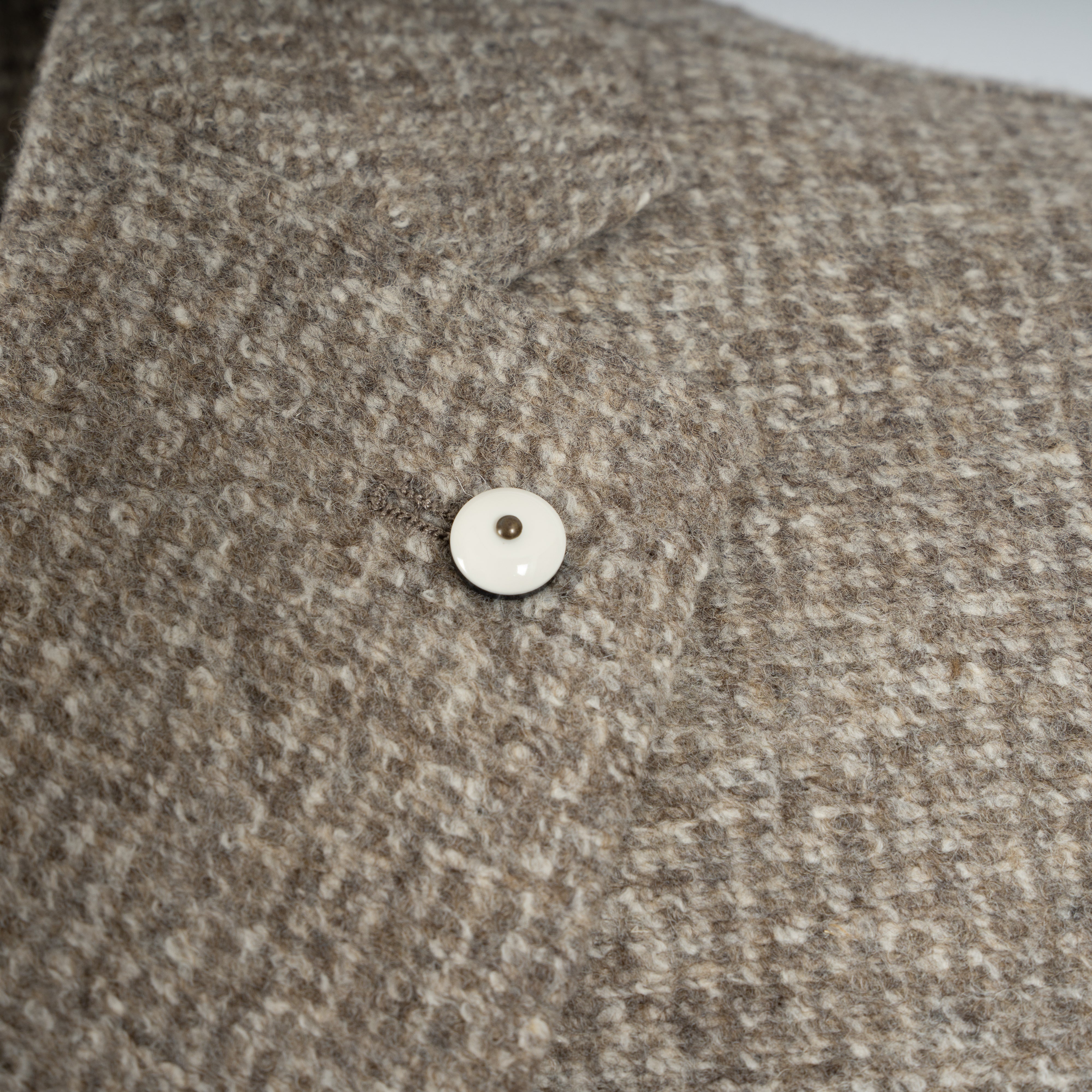 L.B.M. 1911 Colbert Beige