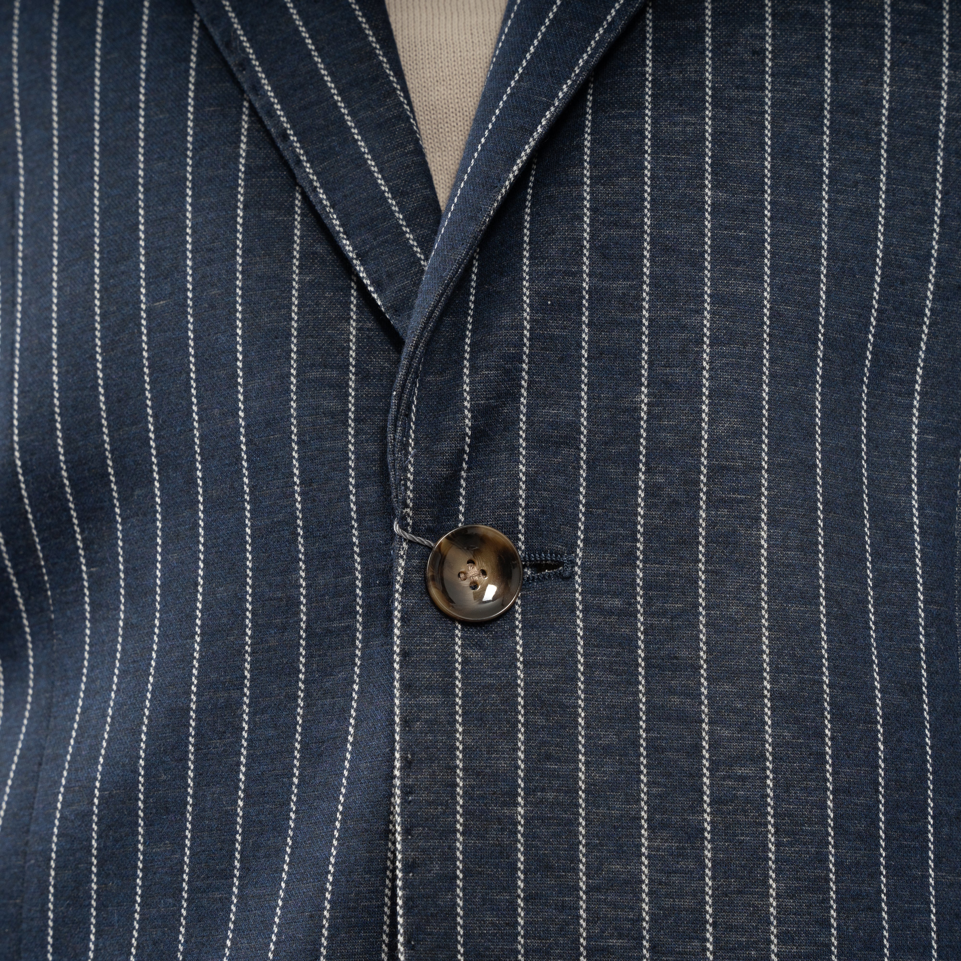 SEVEN DIALS Colbert Donkerblauw met Witte Krijtstreep | Blakely