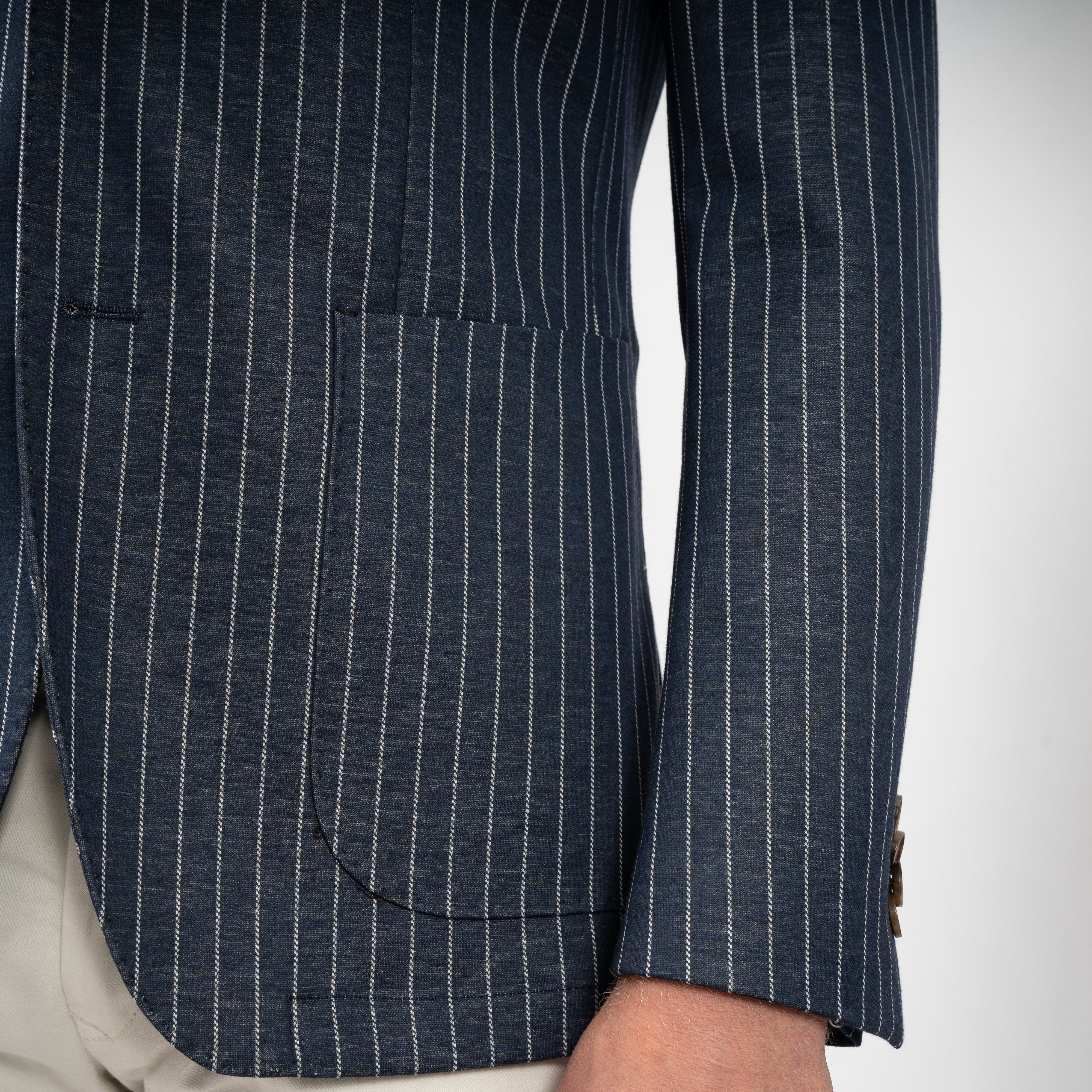 SEVEN DIALS Colbert Donkerblauw met Witte Krijtstreep | Blakely