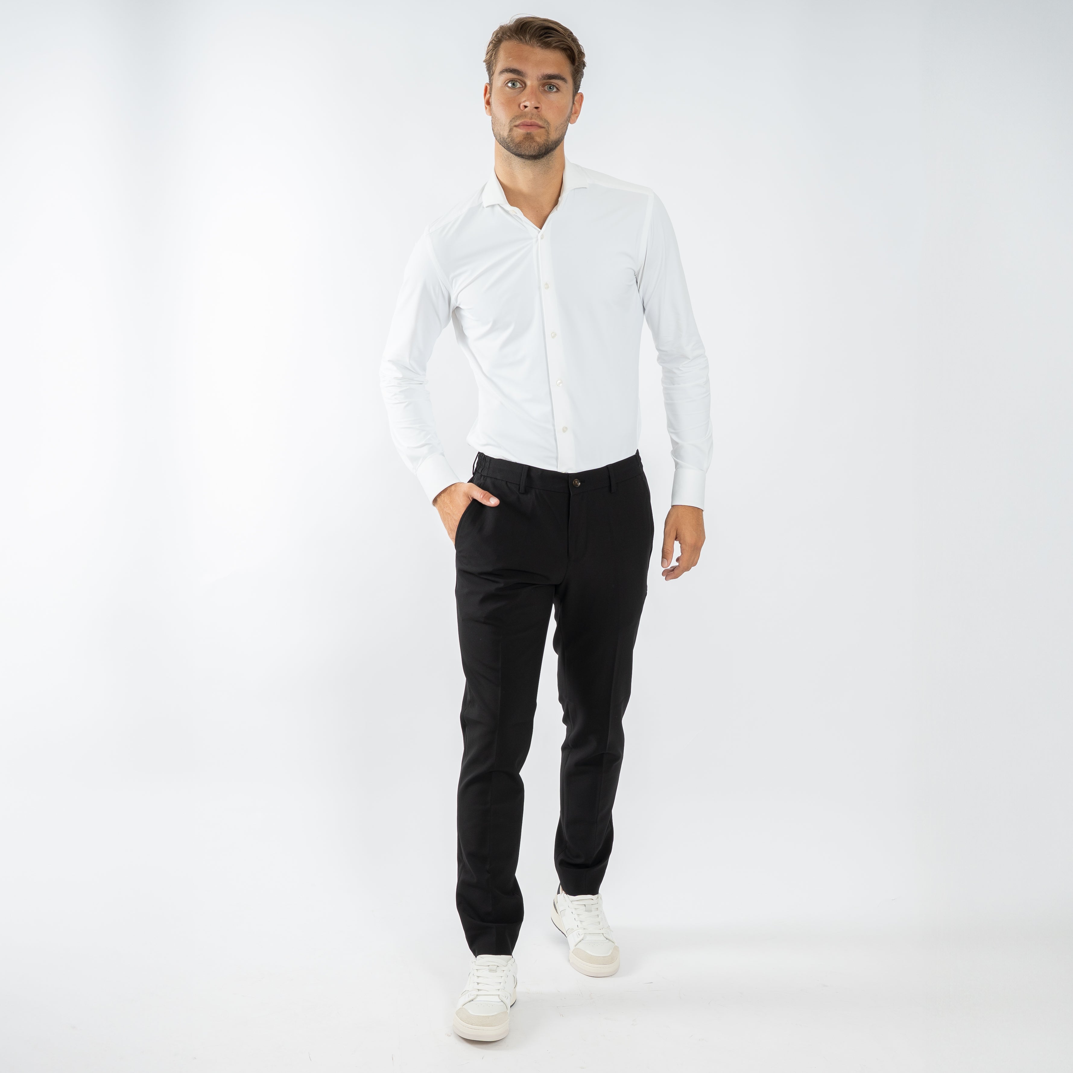 SEVEN DIALS Chino Zwart | Mayson