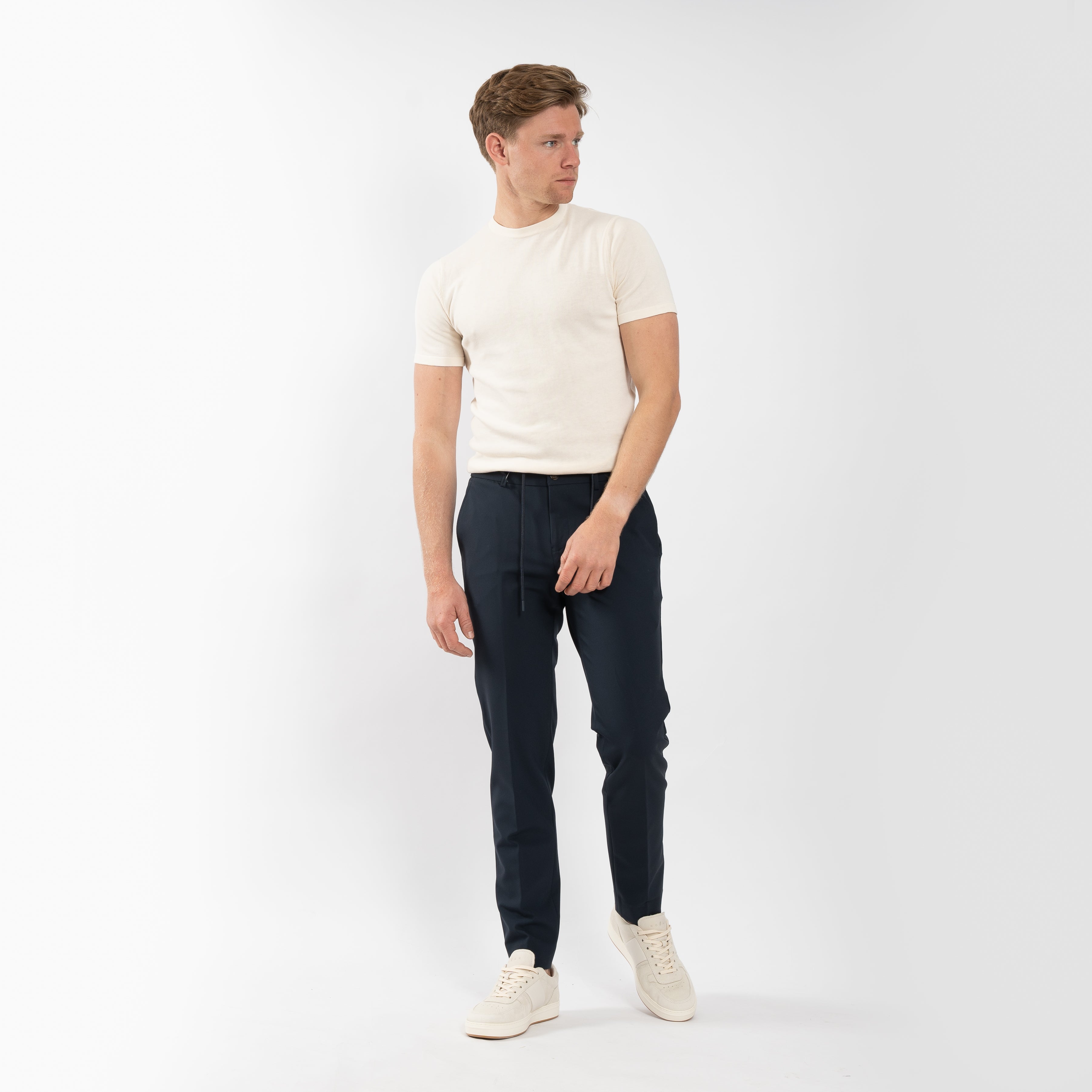 SEVEN DIALS Chino Blauw | Mayson
