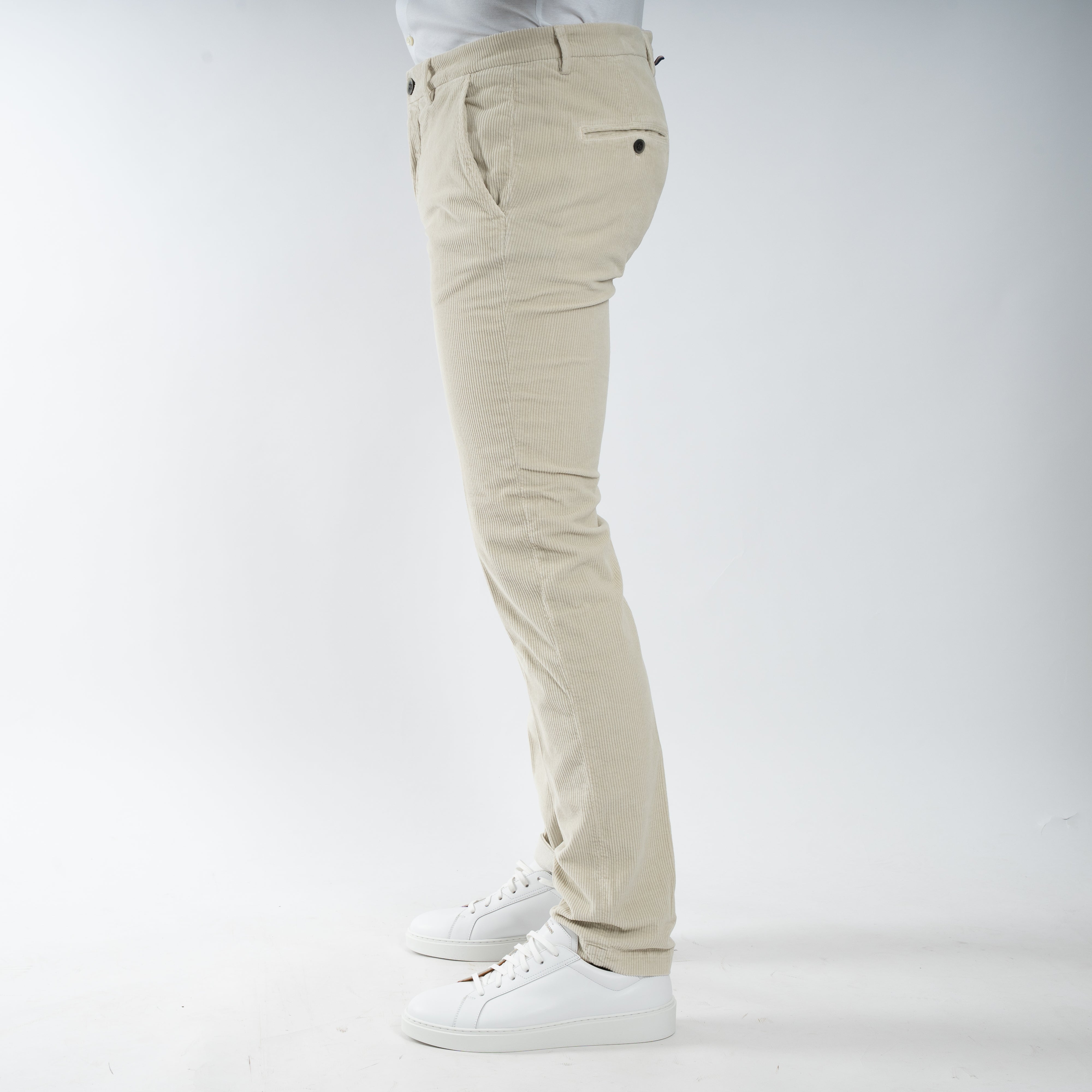 Mason's Corduroy Chino Zand | Torino