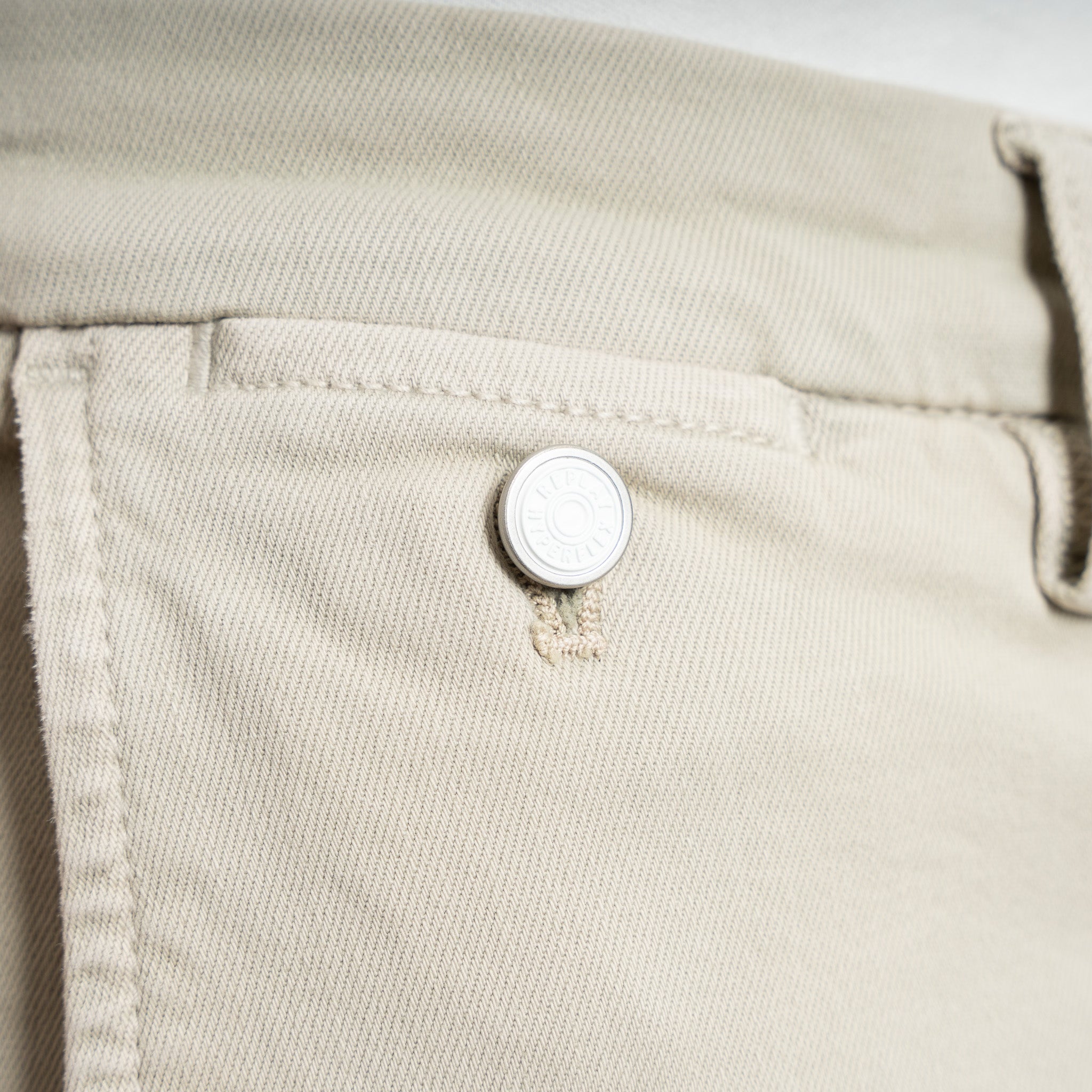 Replay Chino Lichtgrijs | Bennie