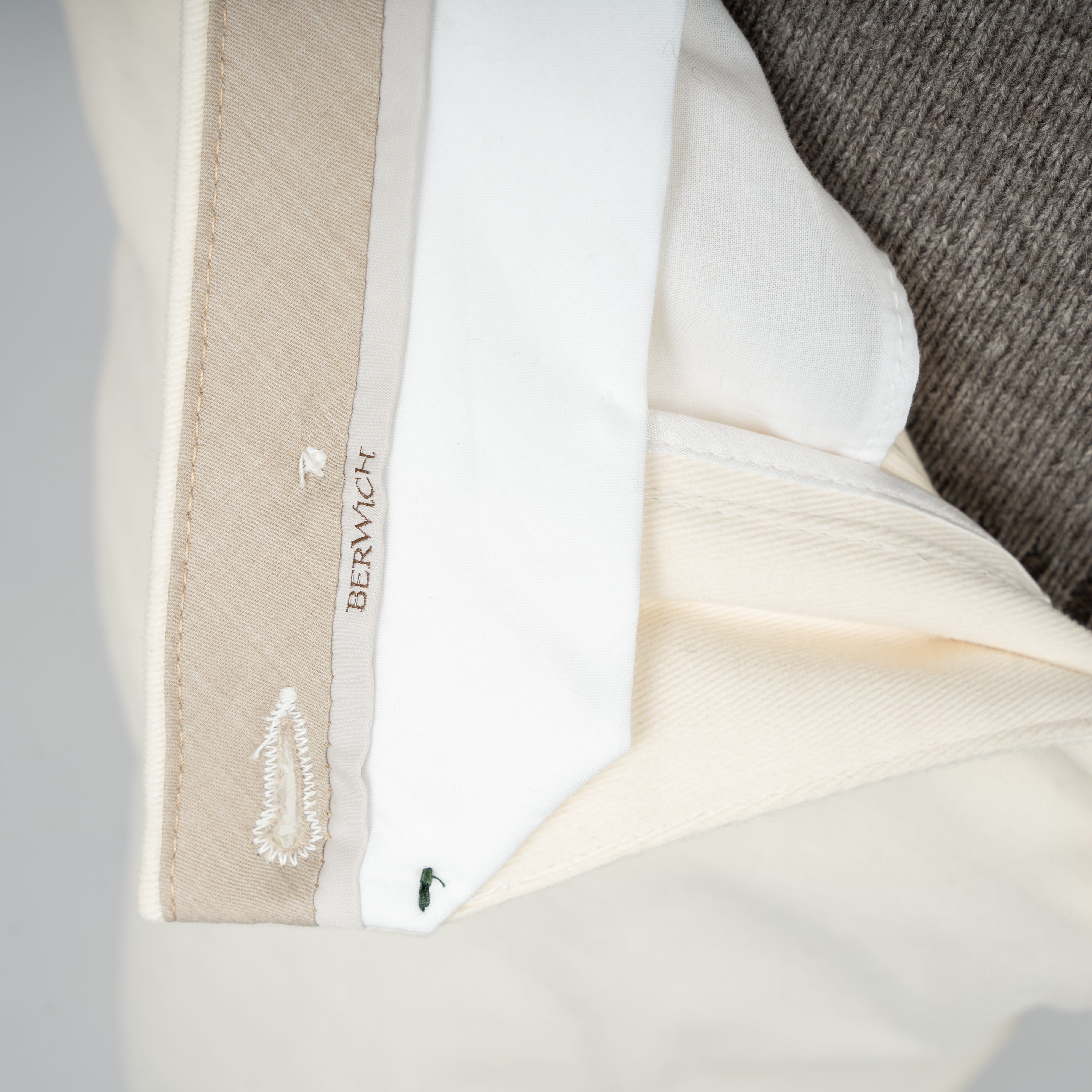 Berwich Pantalon ecru | Retro