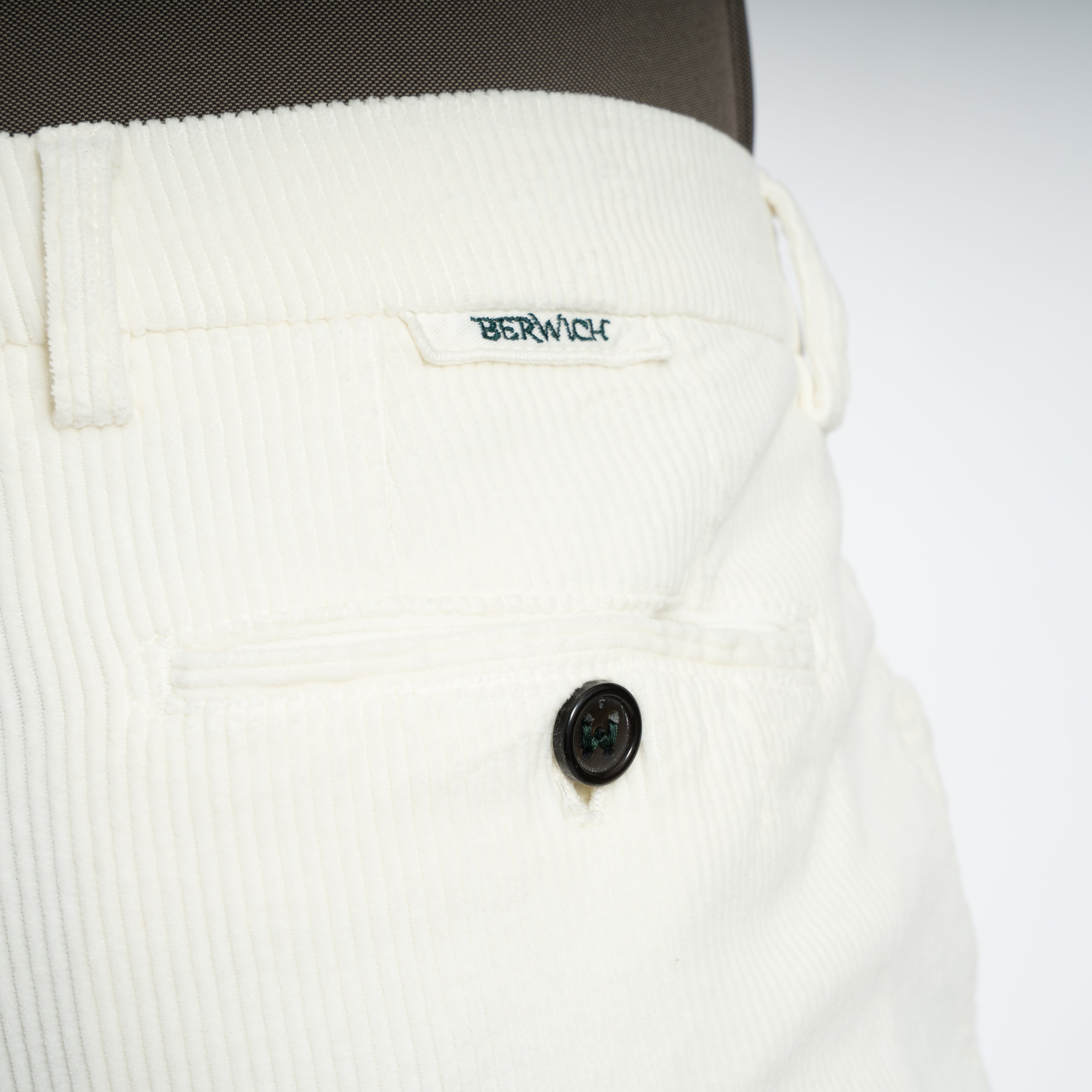 Berwich Chino Corduroy Creme | Morello