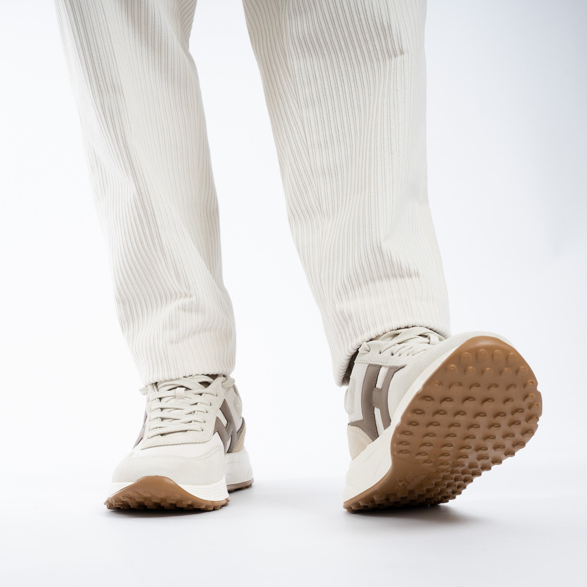 Berwich Chino Corduroy Creme | Chiaia Wide Fit