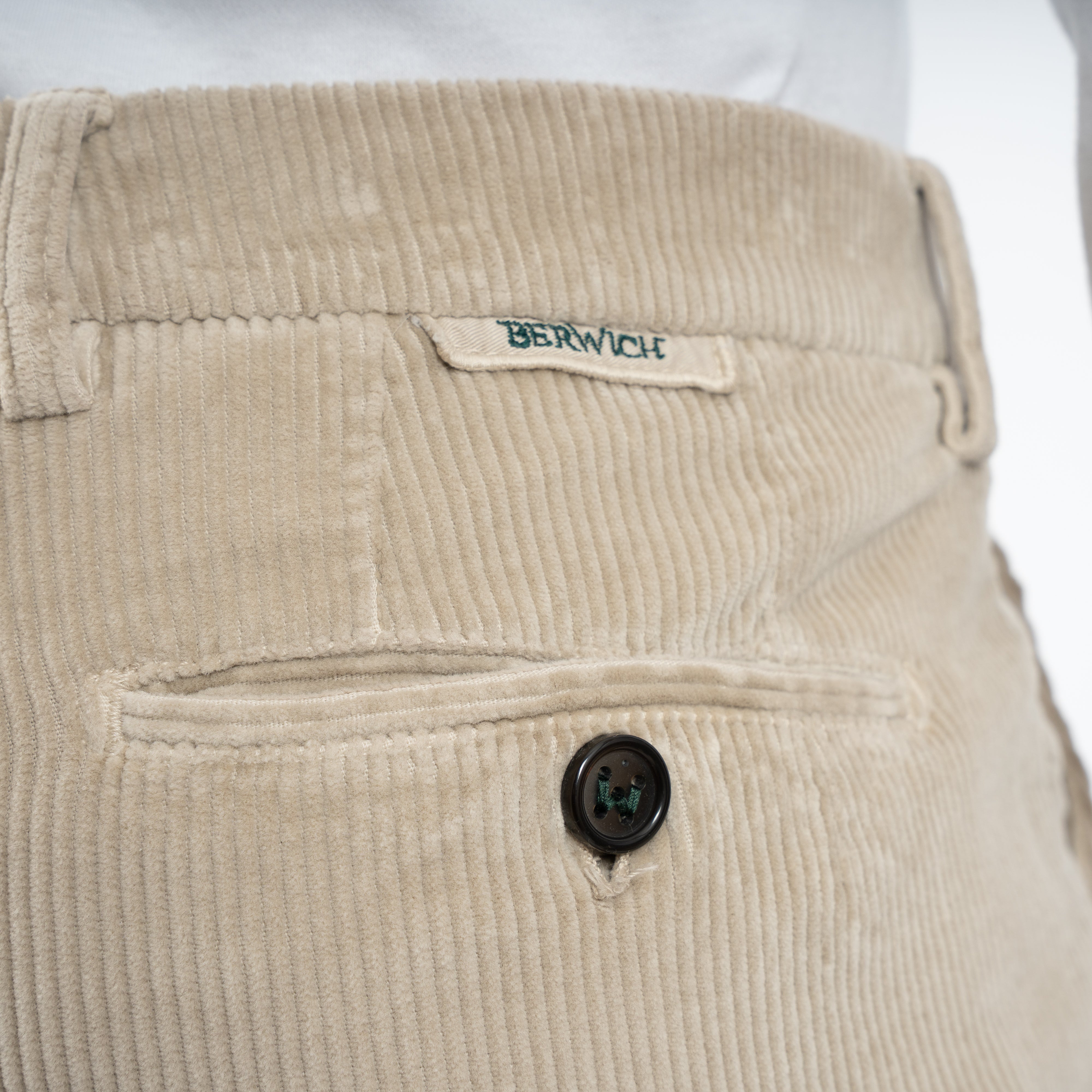 Berwich Chino Corduroy Beige | Morello
