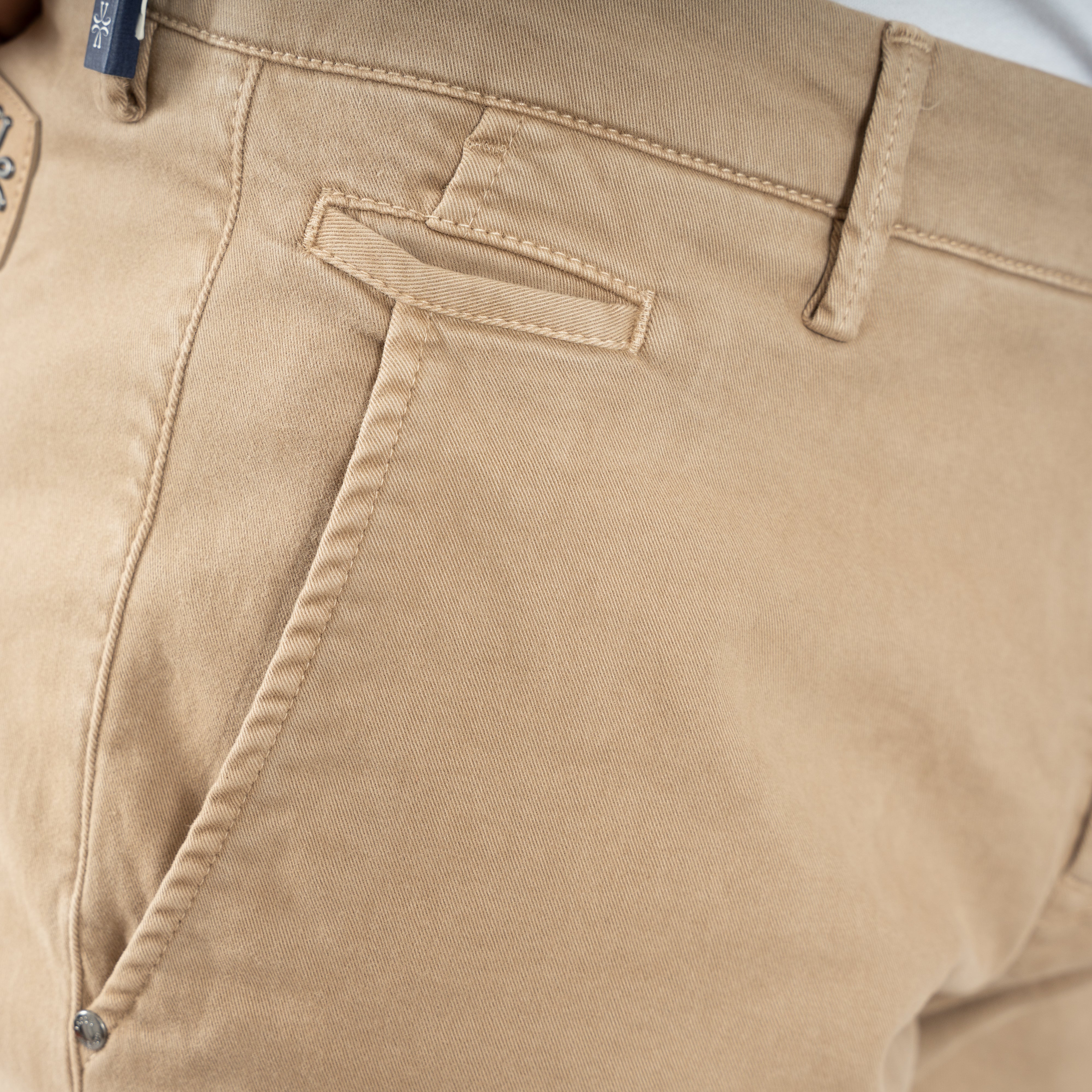 Jacob Cohen Chino Camel | Bobby