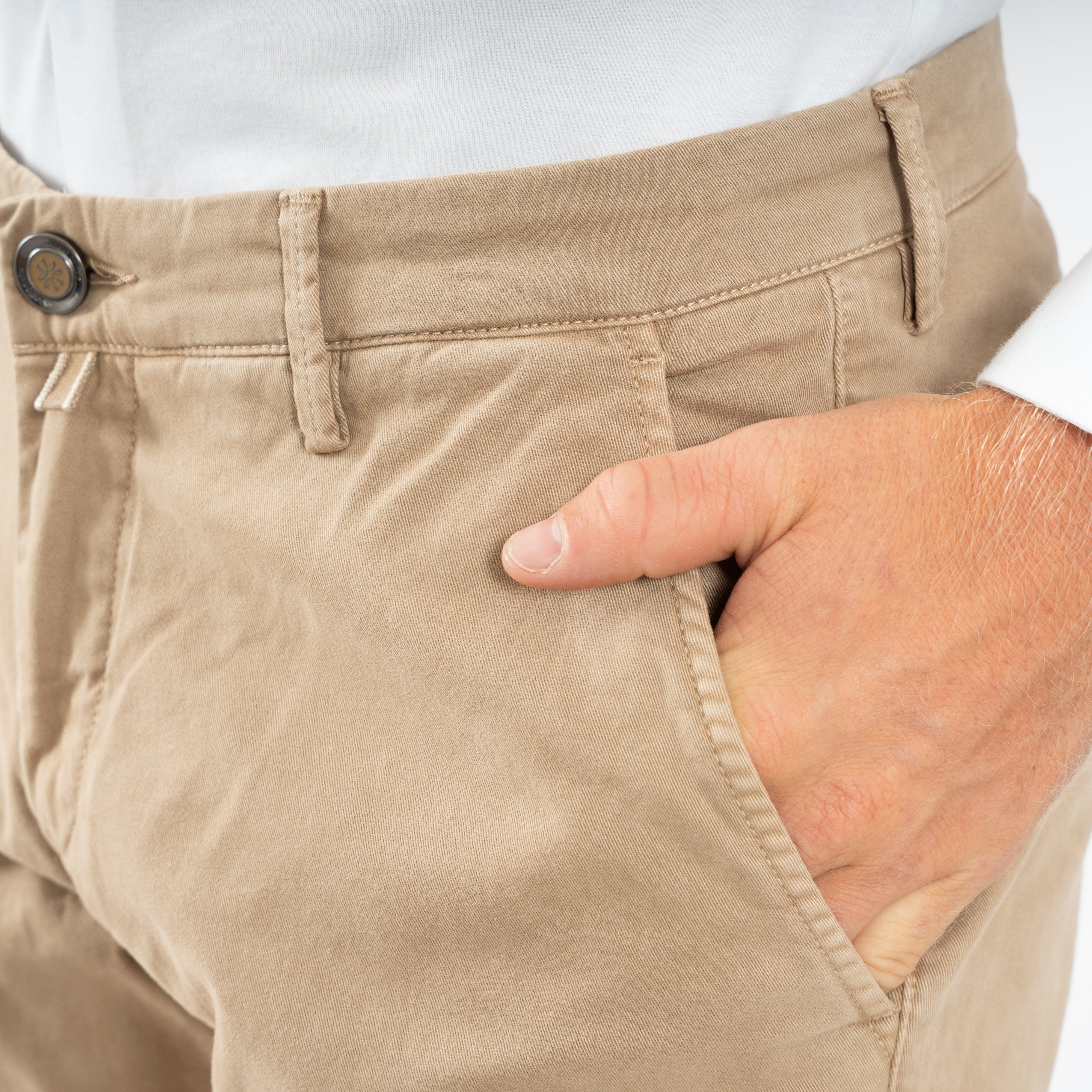 Jacob Cohen Chino Camel | Bobby
