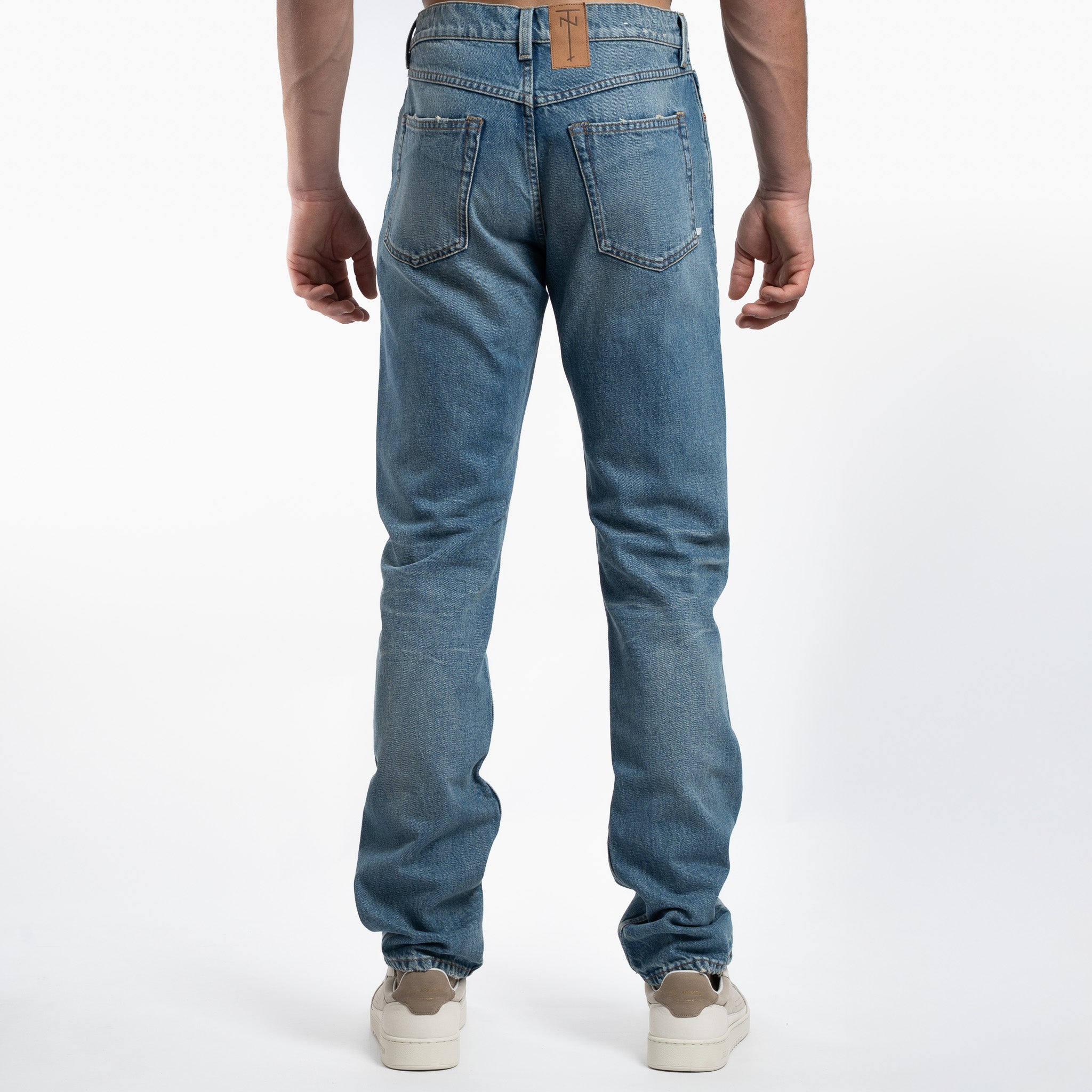 Tenue. Jeans Blauw | Jackson Taikun