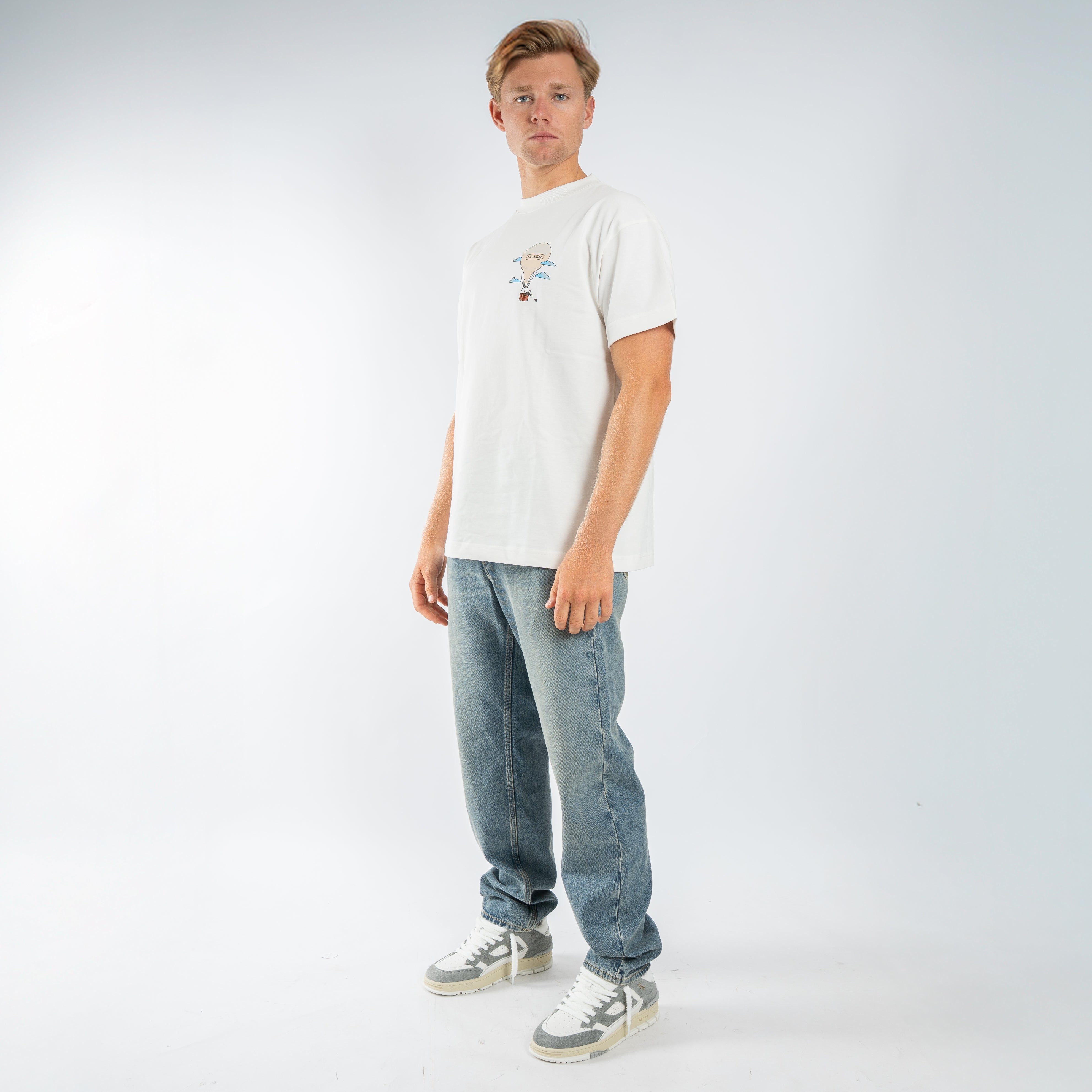 Tenue. Jeans Middenblauw | Penn Arroyo