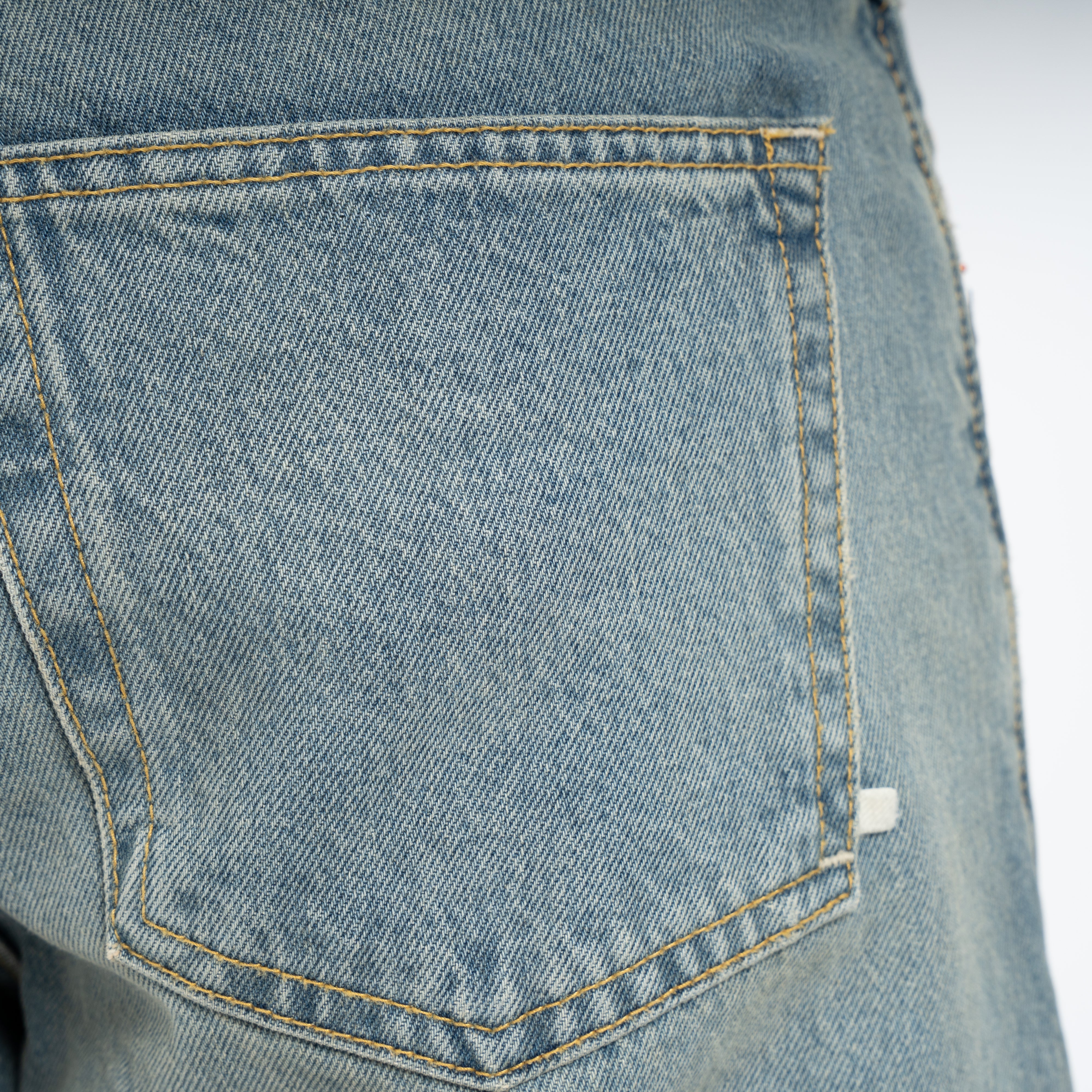 Tenue. Jeans Middenblauw | Penn Arroyo