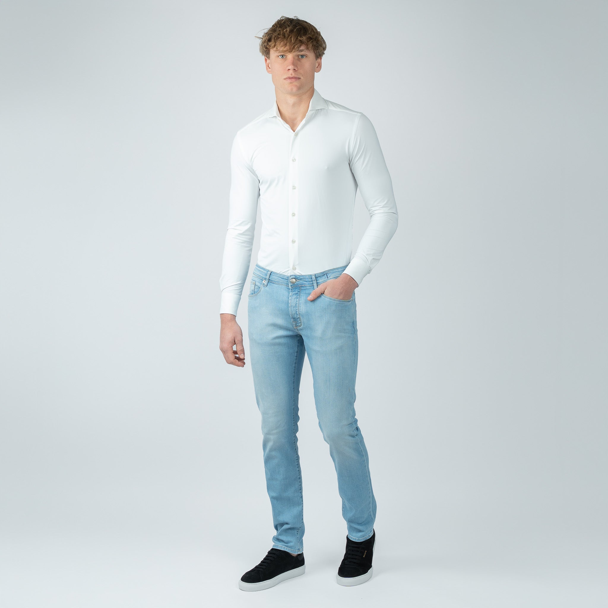 Atelier Noterman Jenas Lichtblauw | Slim Fit