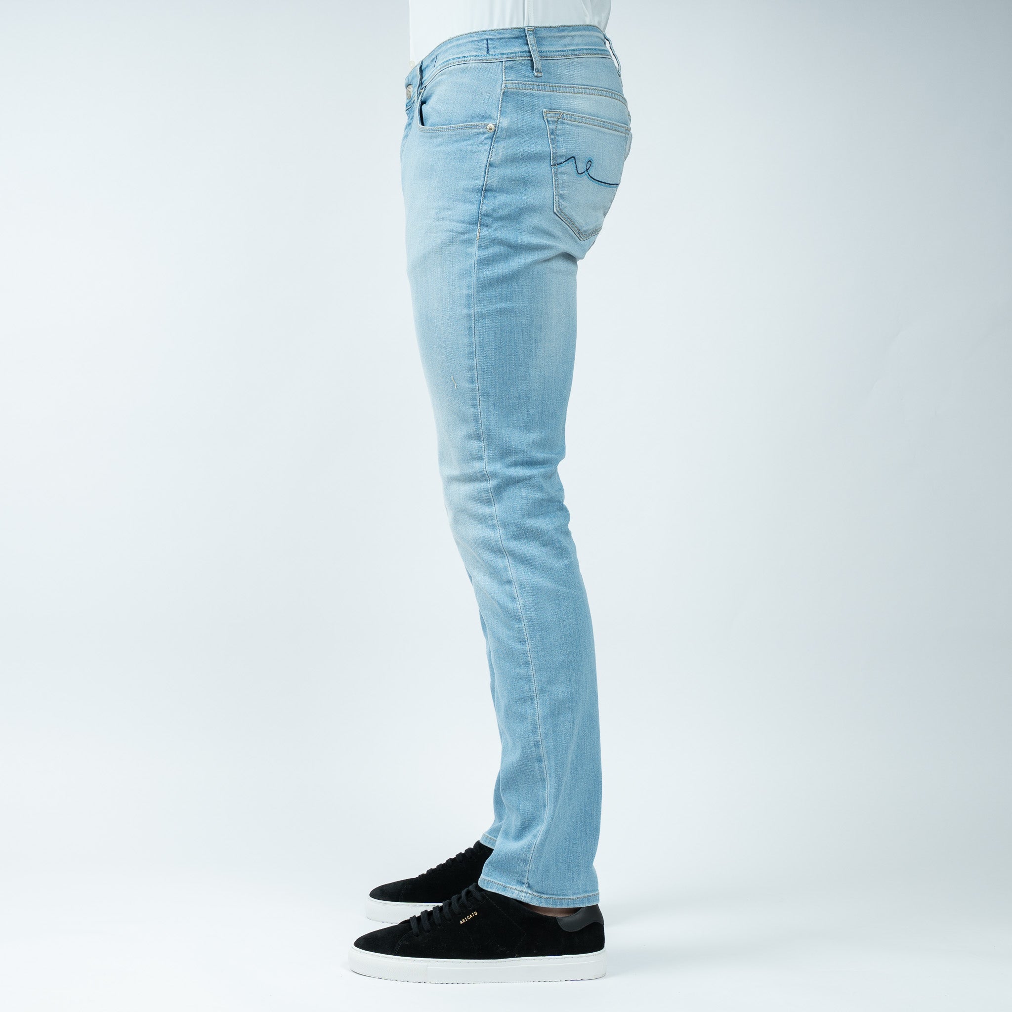 Atelier Noterman Jenas Lichtblauw | Slim Fit