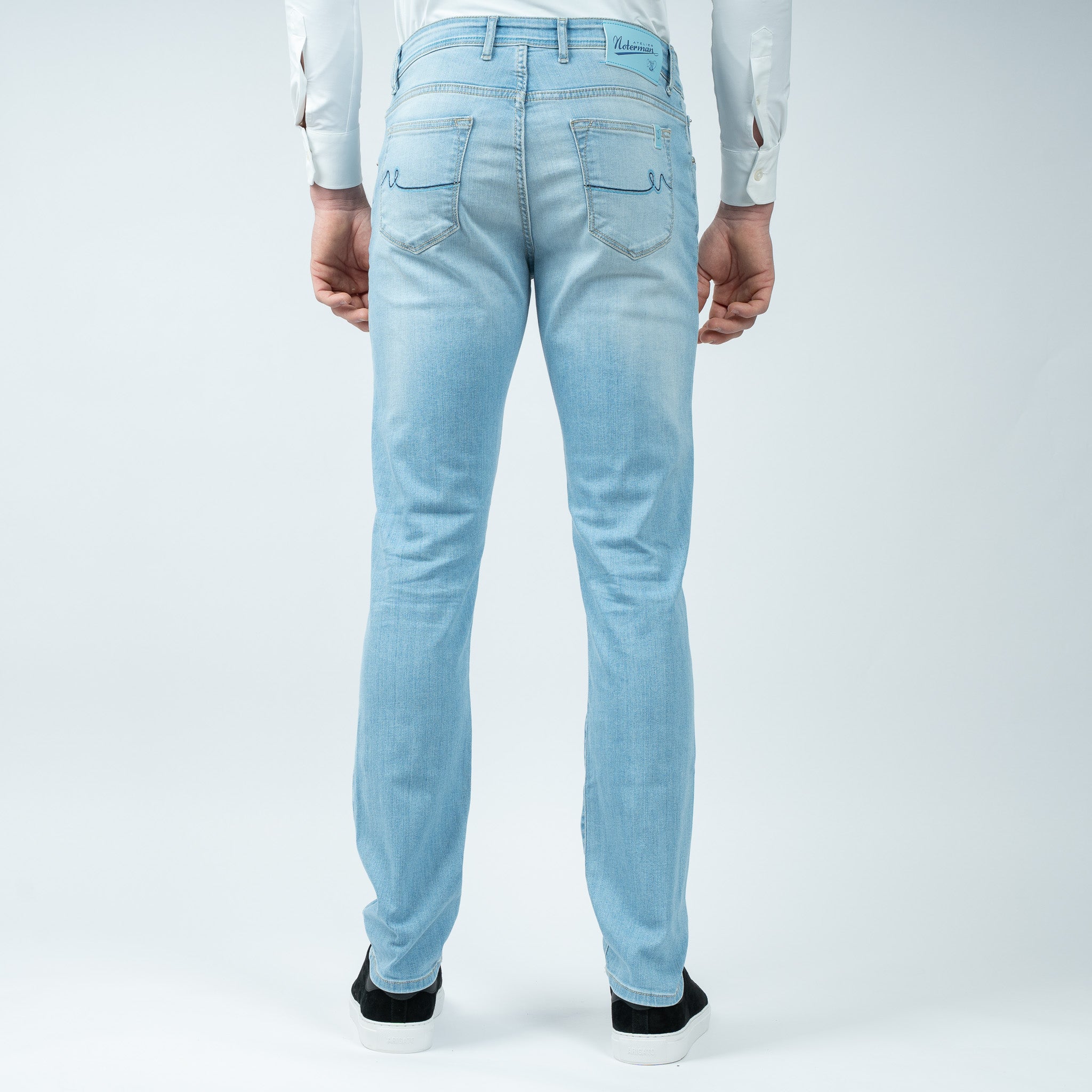 Atelier Noterman Jenas Lichtblauw | Slim Fit