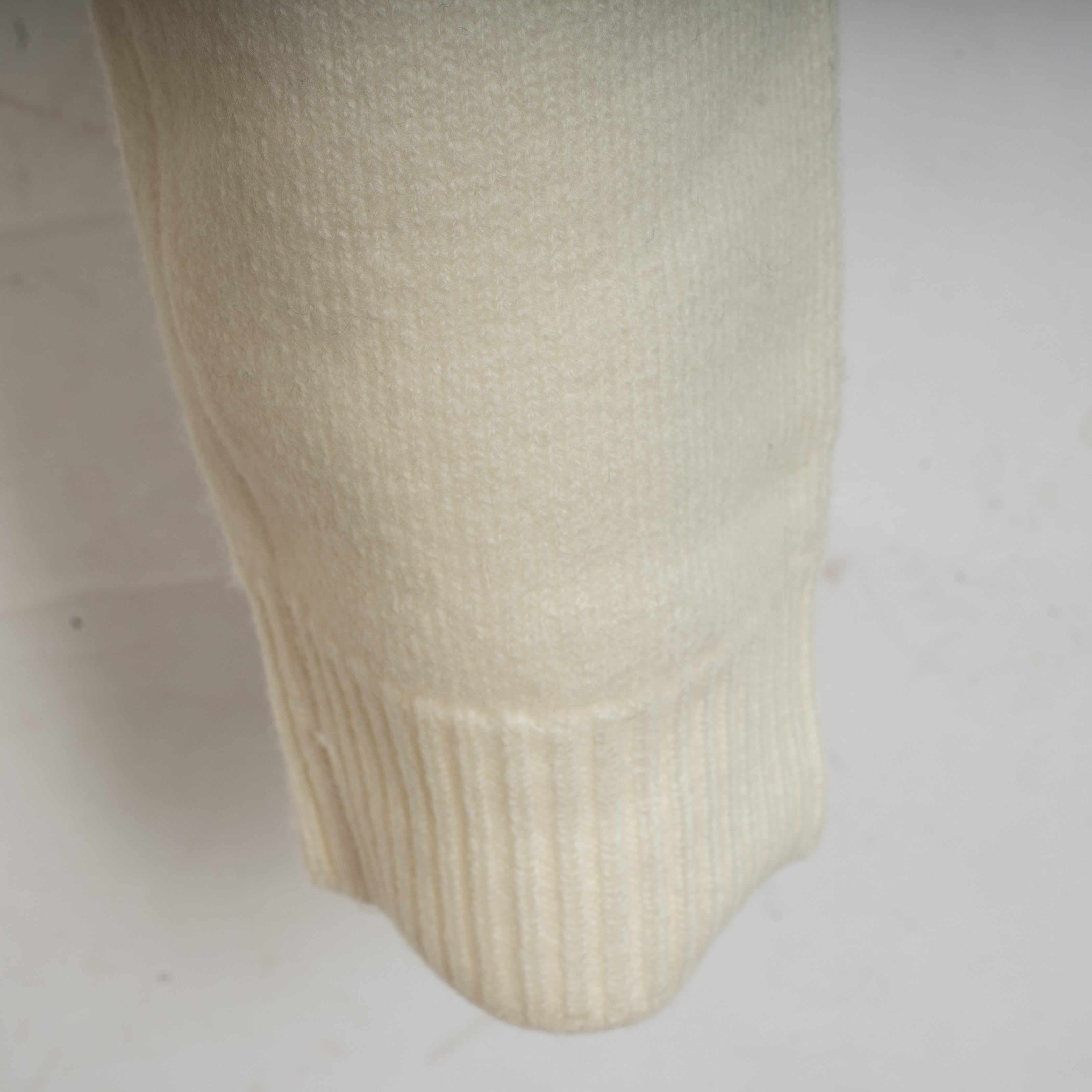 A.P.C. Gebreide Trui Ecru | Edward