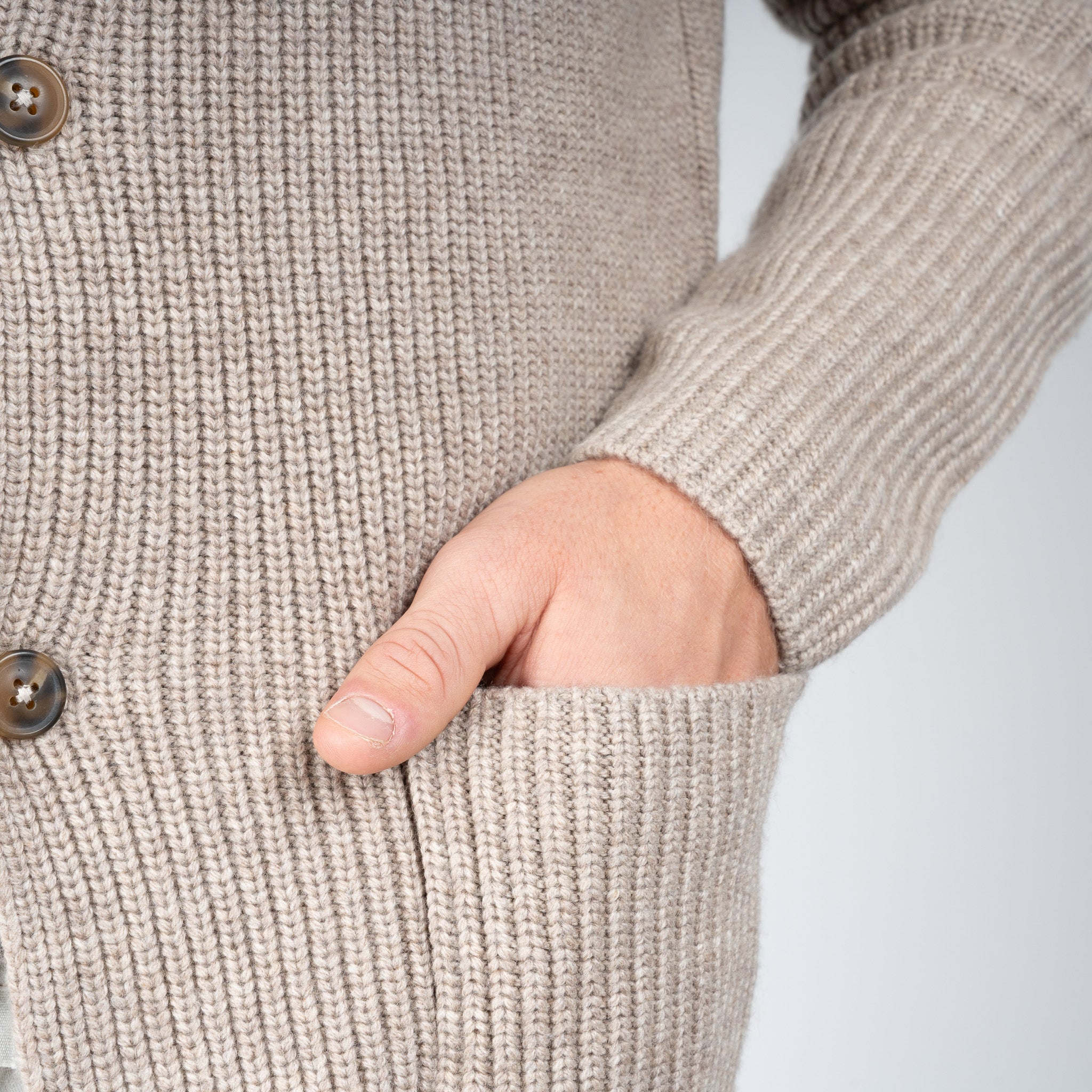 SEVEN DIALS Gebreid Knoopvest Beige | Hutch