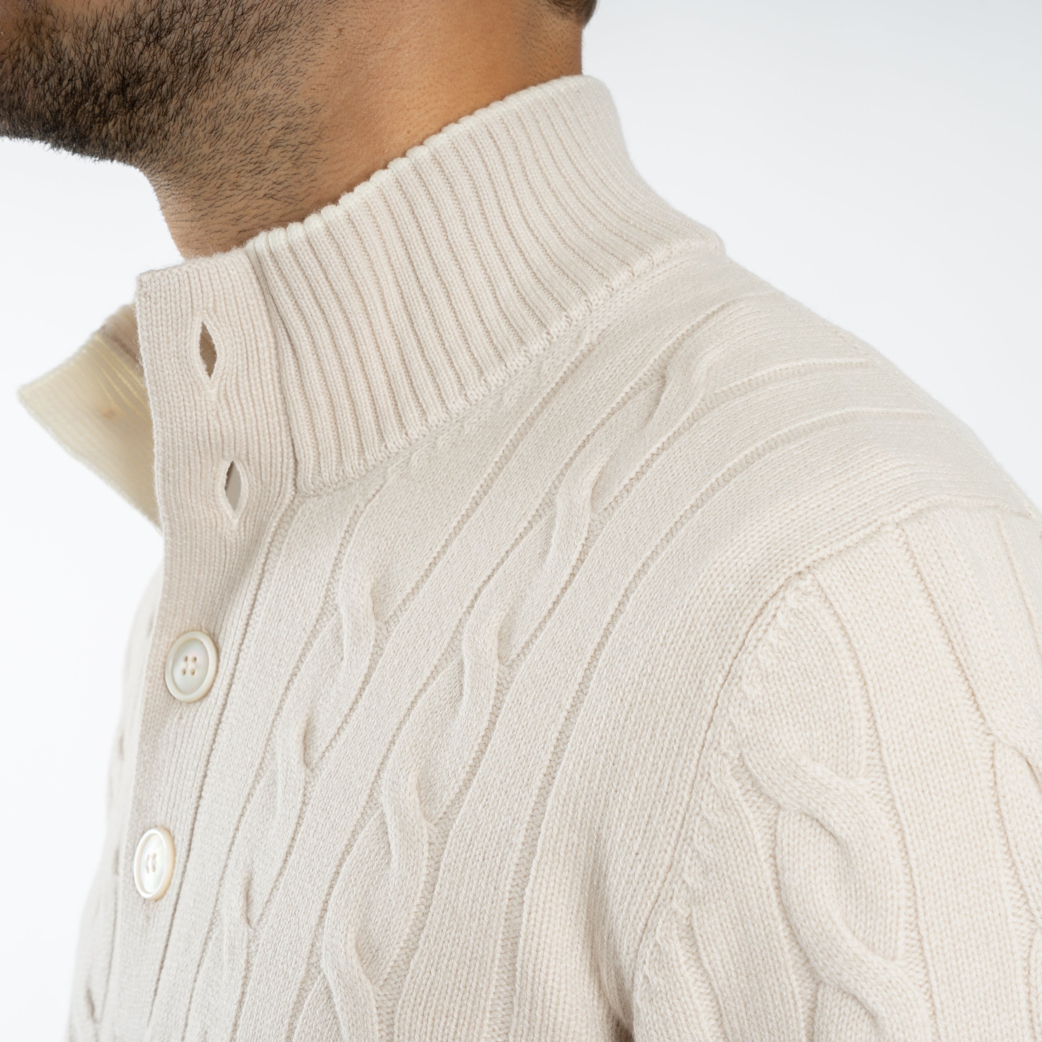 Gran Sasso Gebreide Trui met Knopenlijst Beige | Cashmere Lana