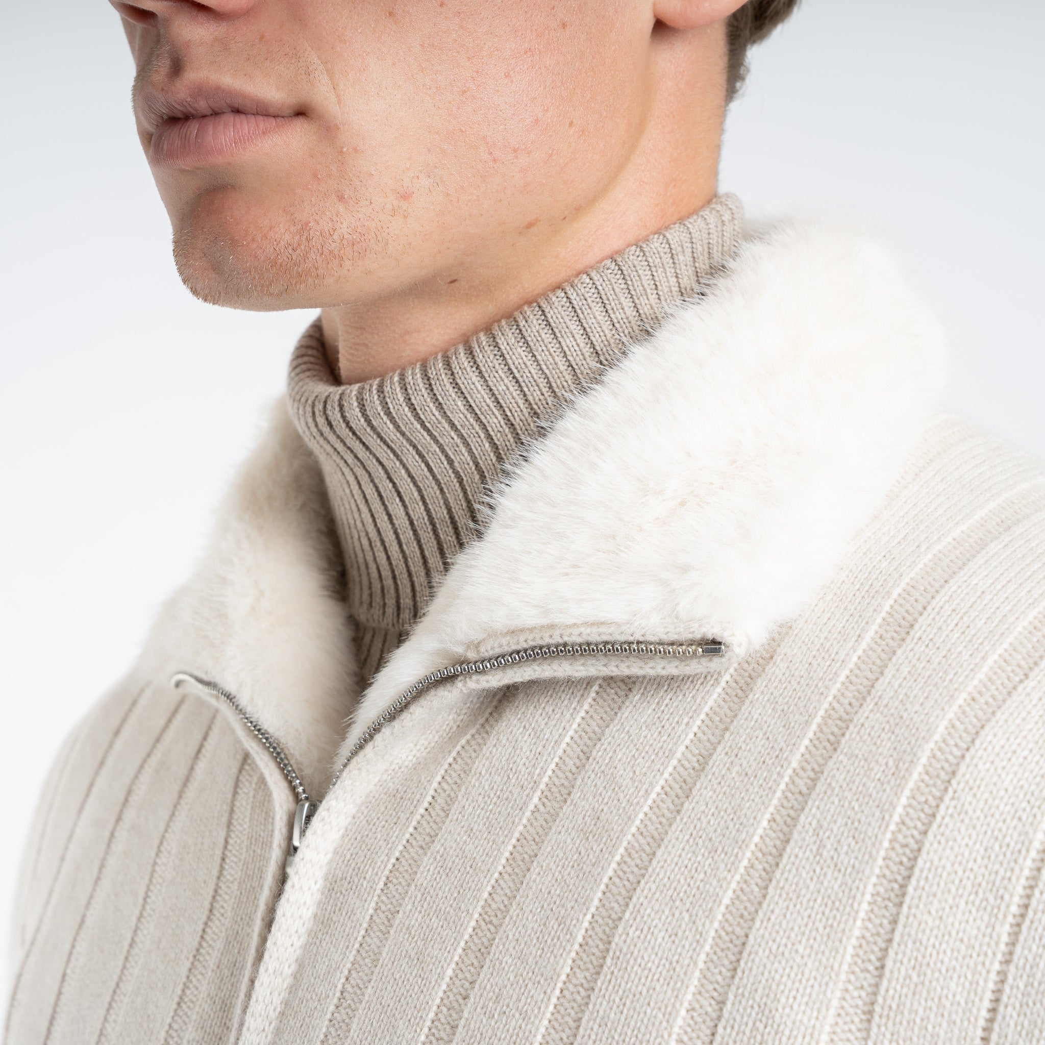 Gran Sasso Vest Beige | Cashmere & Faux Fur