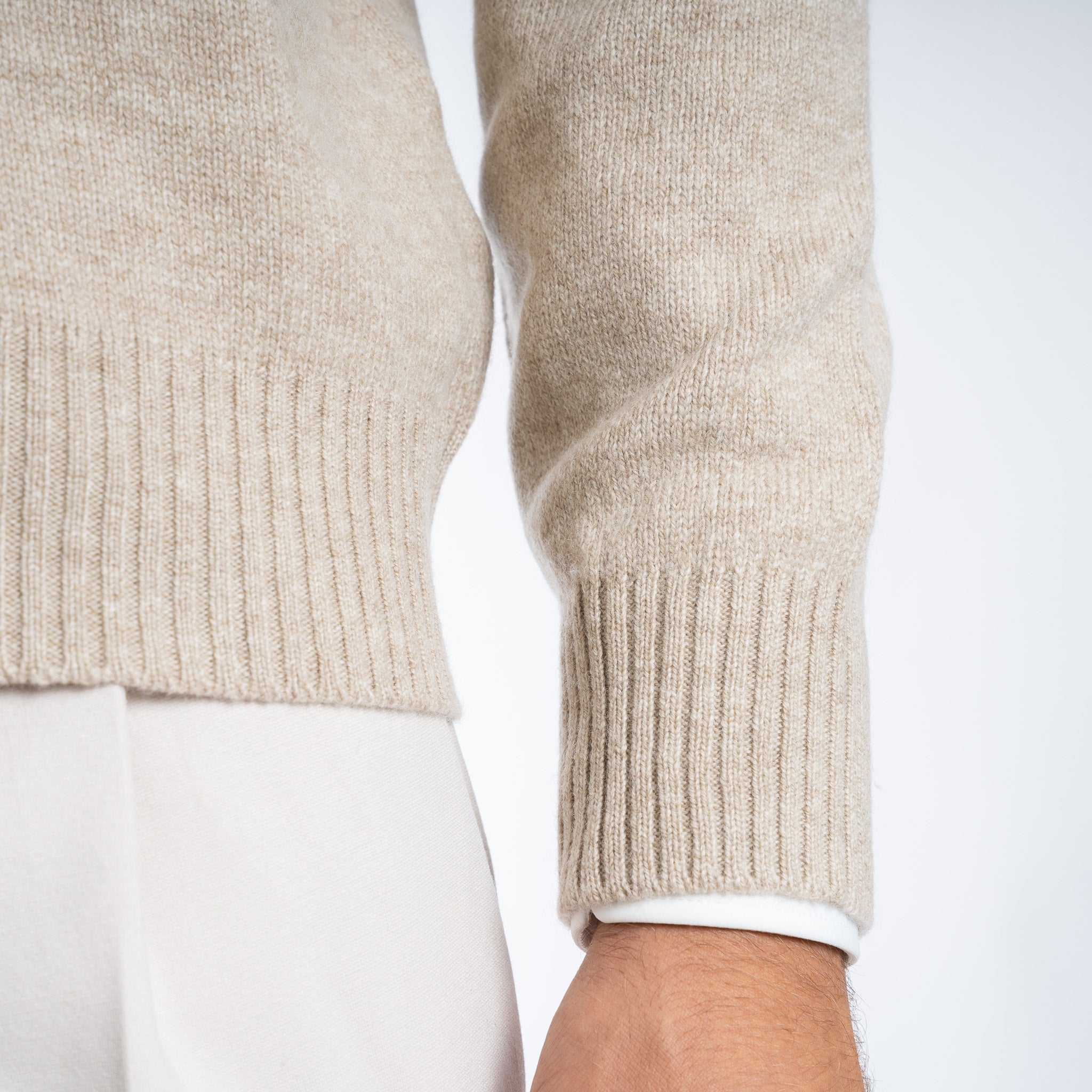 Gran Sasso Gebreide Trui met Knopenlijst Beige | Super Geelong