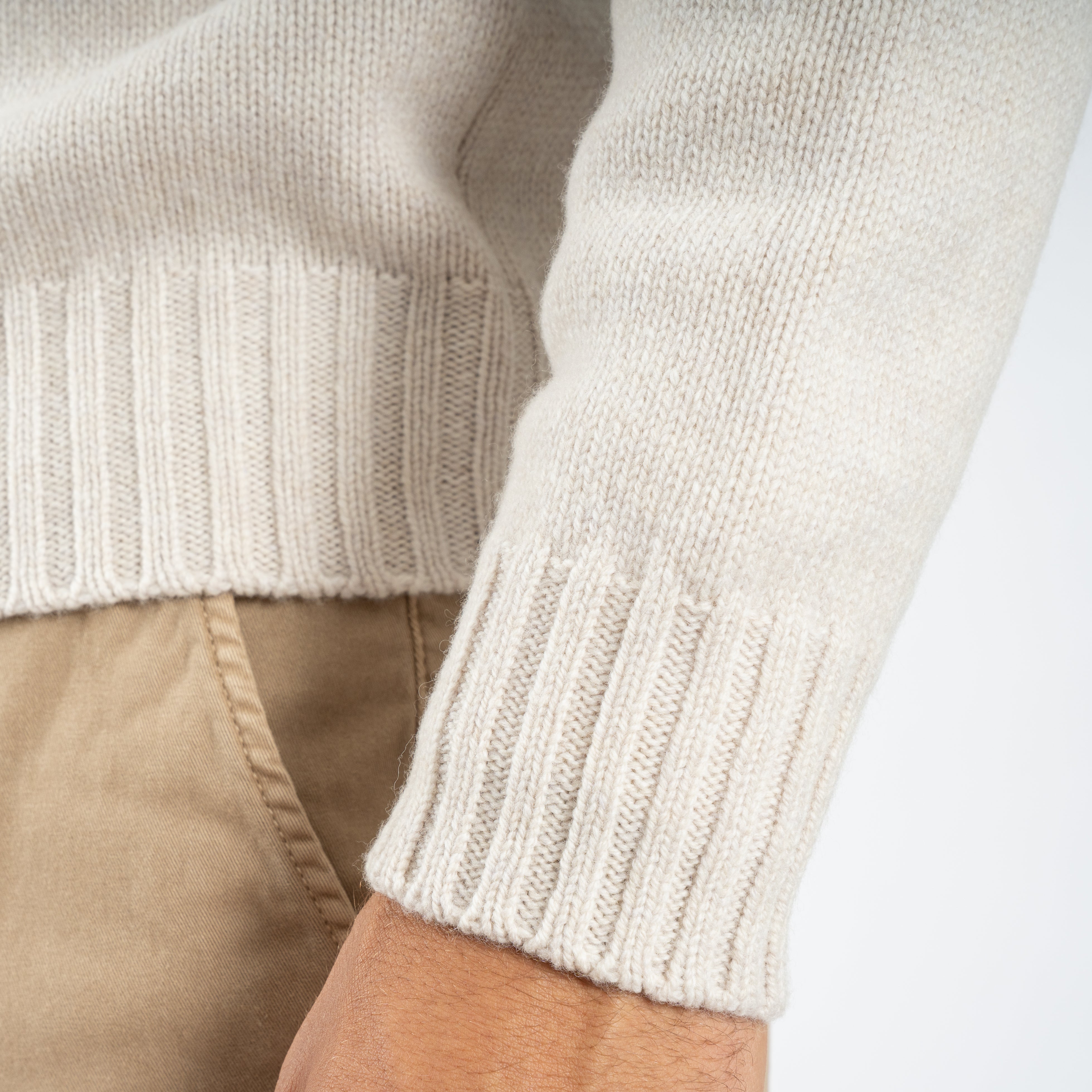Gran Sasso Gebreid Knoopvest Beige | Super Geelong
