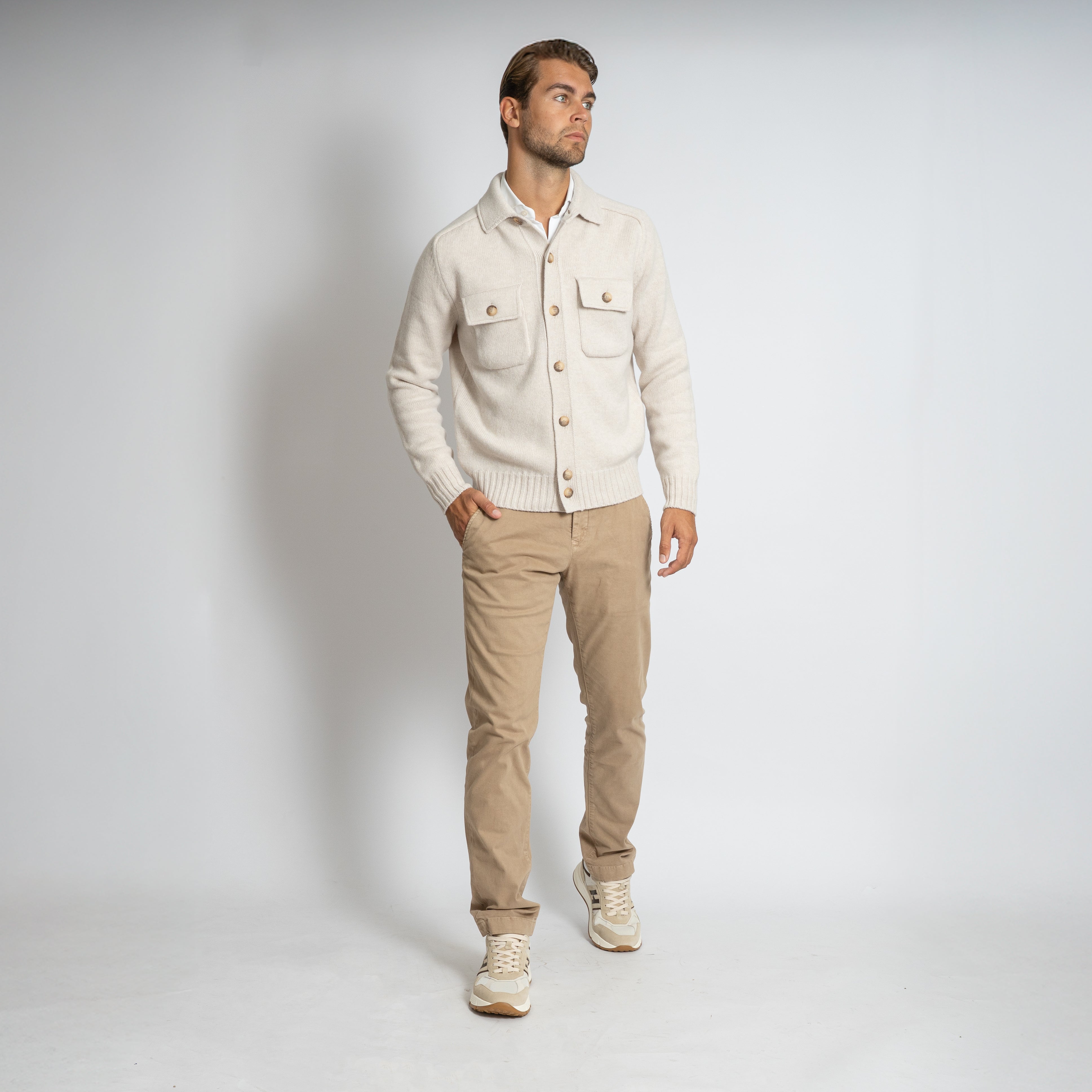 Gran Sasso Gebreid Knoopvest Beige | Super Geelong