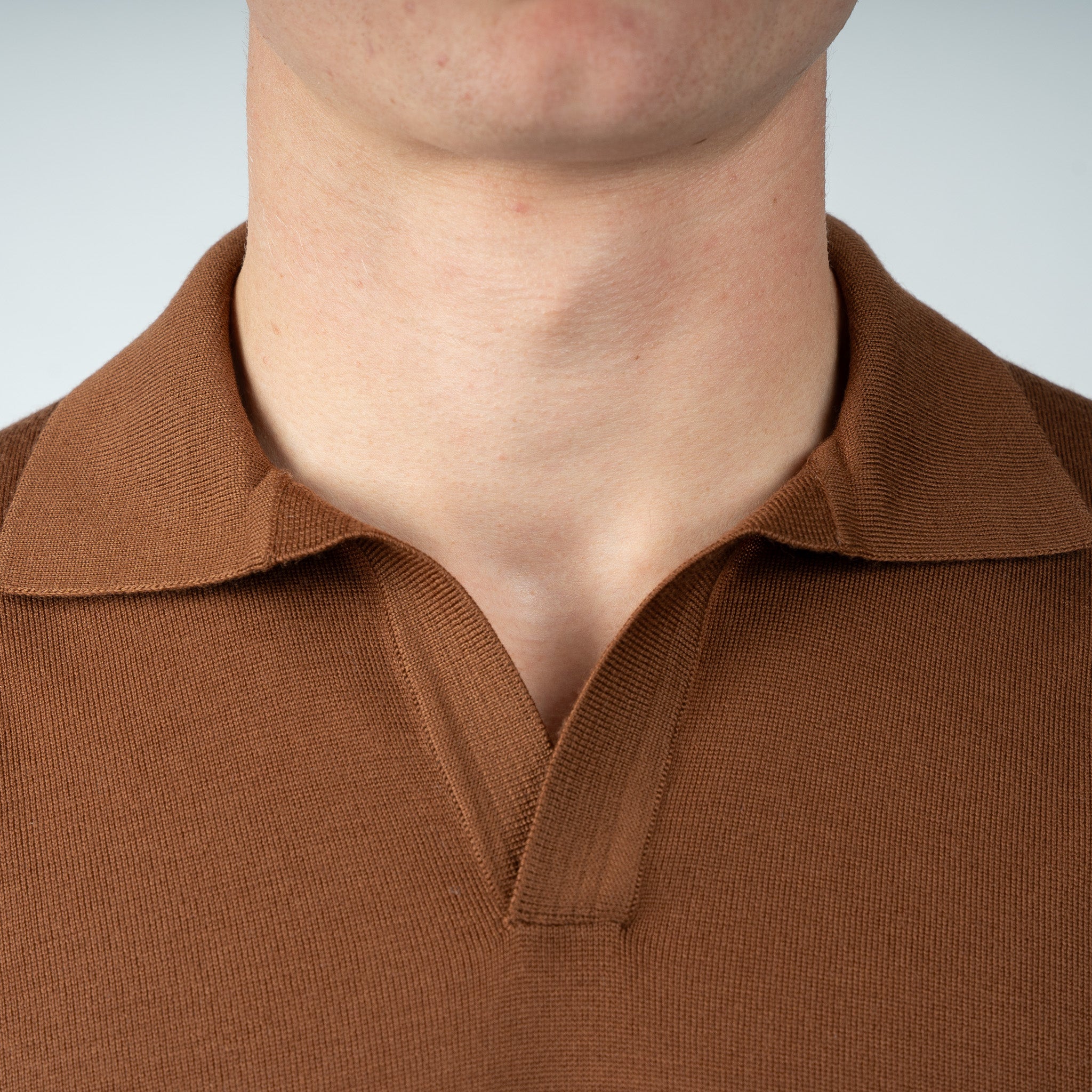 Gran Sasso Gebreide Trui Buttonless Polokraag Camel | Athleisure
