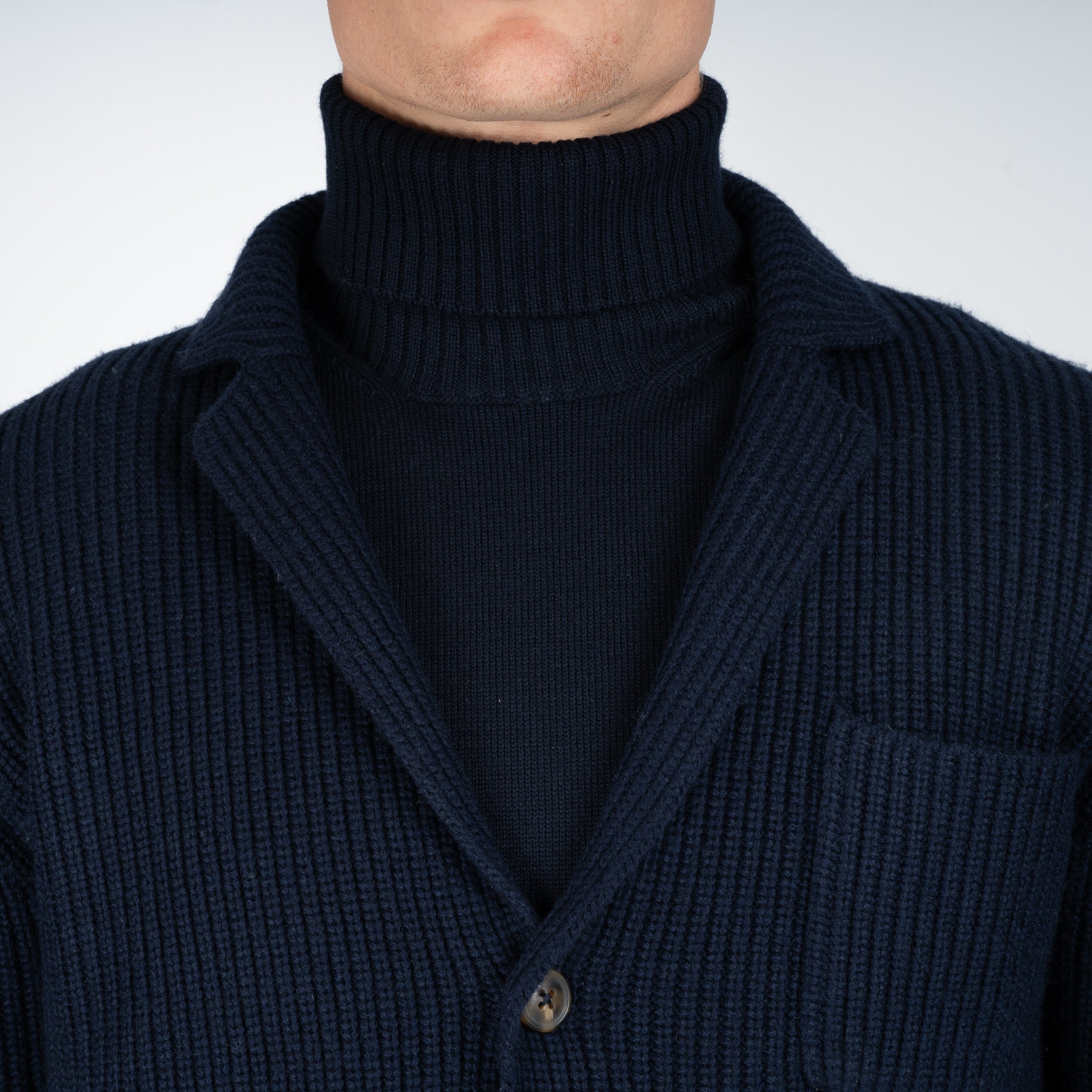 SEVEN DIALS Gebreid Knoopvest Blauw | Hutch