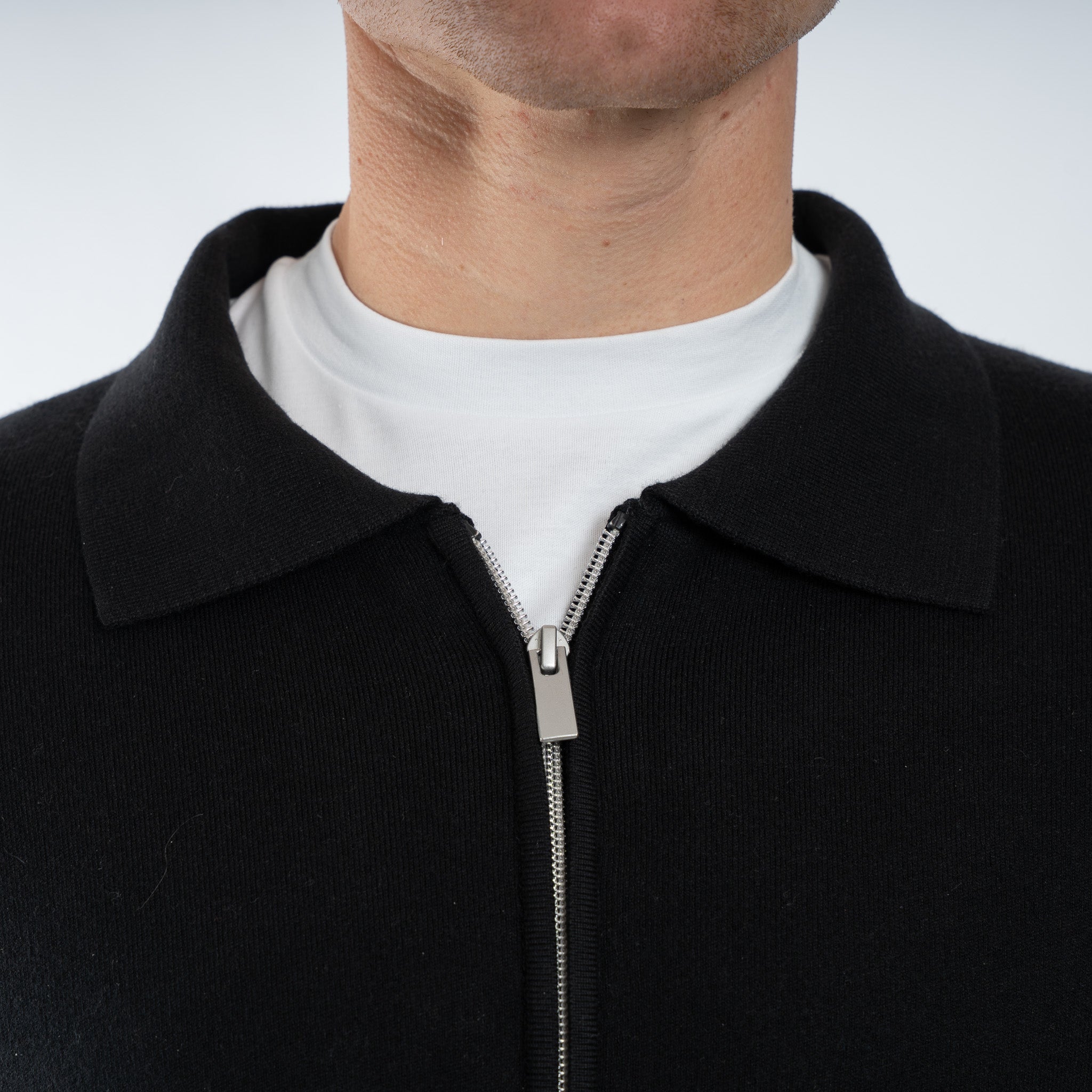 SEVEN DIALS Vest Zwart | Wakeley
