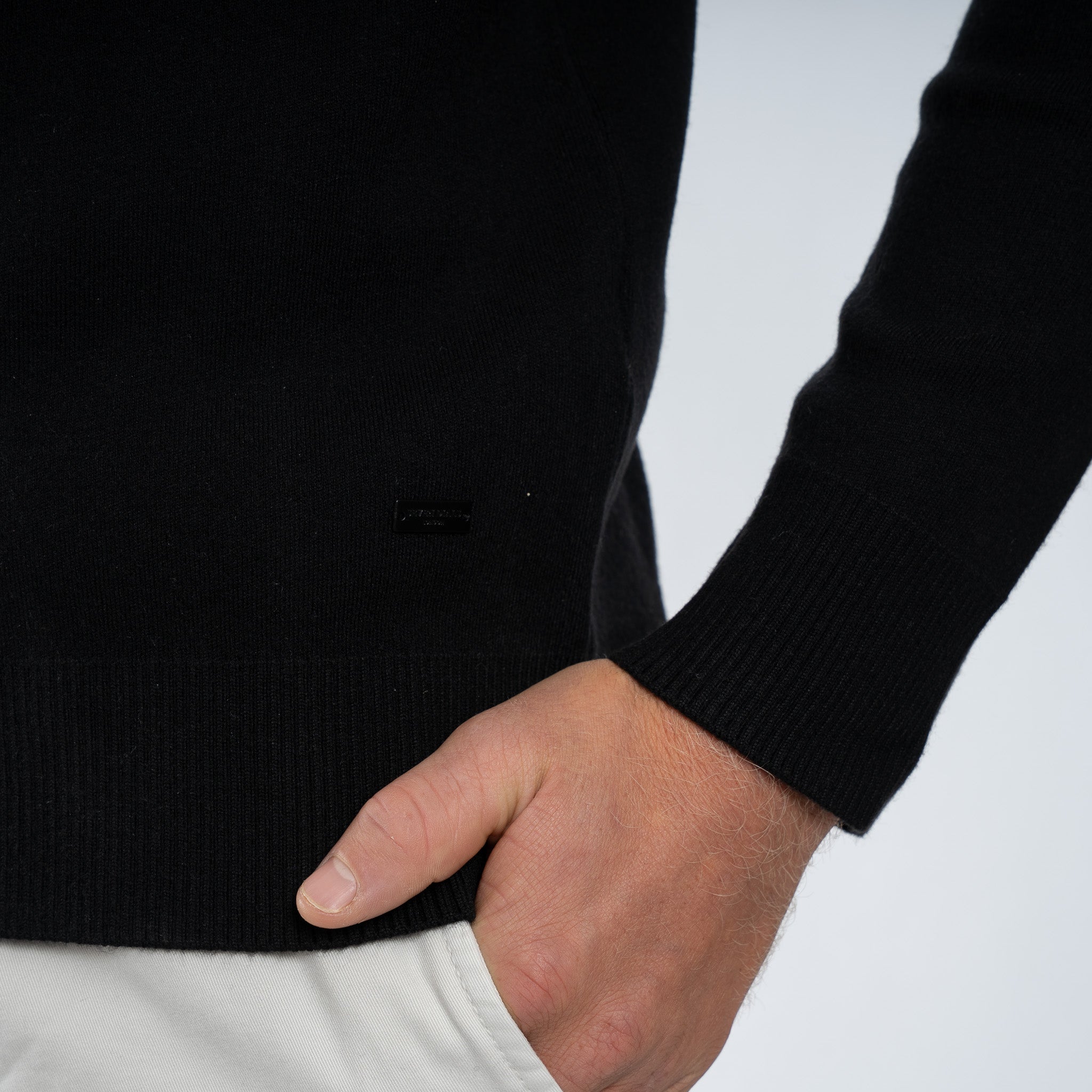 SEVEN DIALS Vest Zwart | Wakeley