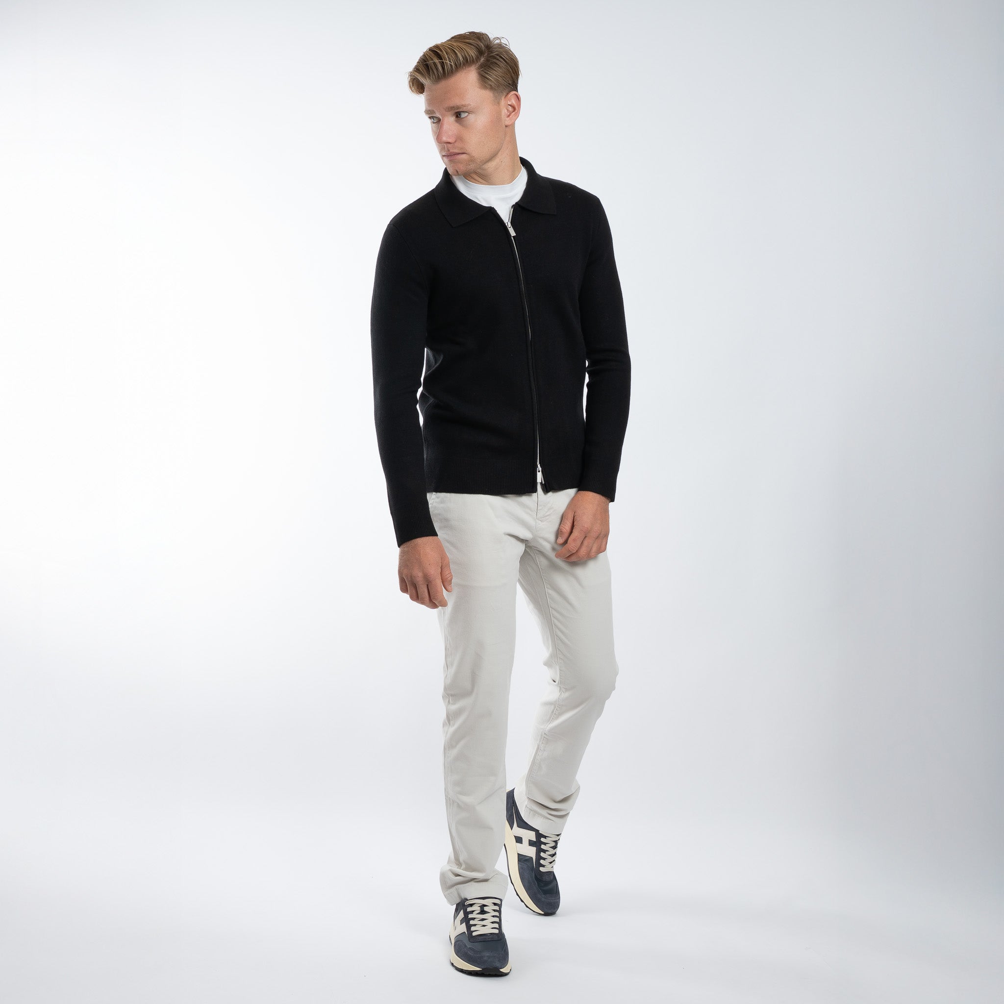 SEVEN DIALS Vest Zwart | Wakeley